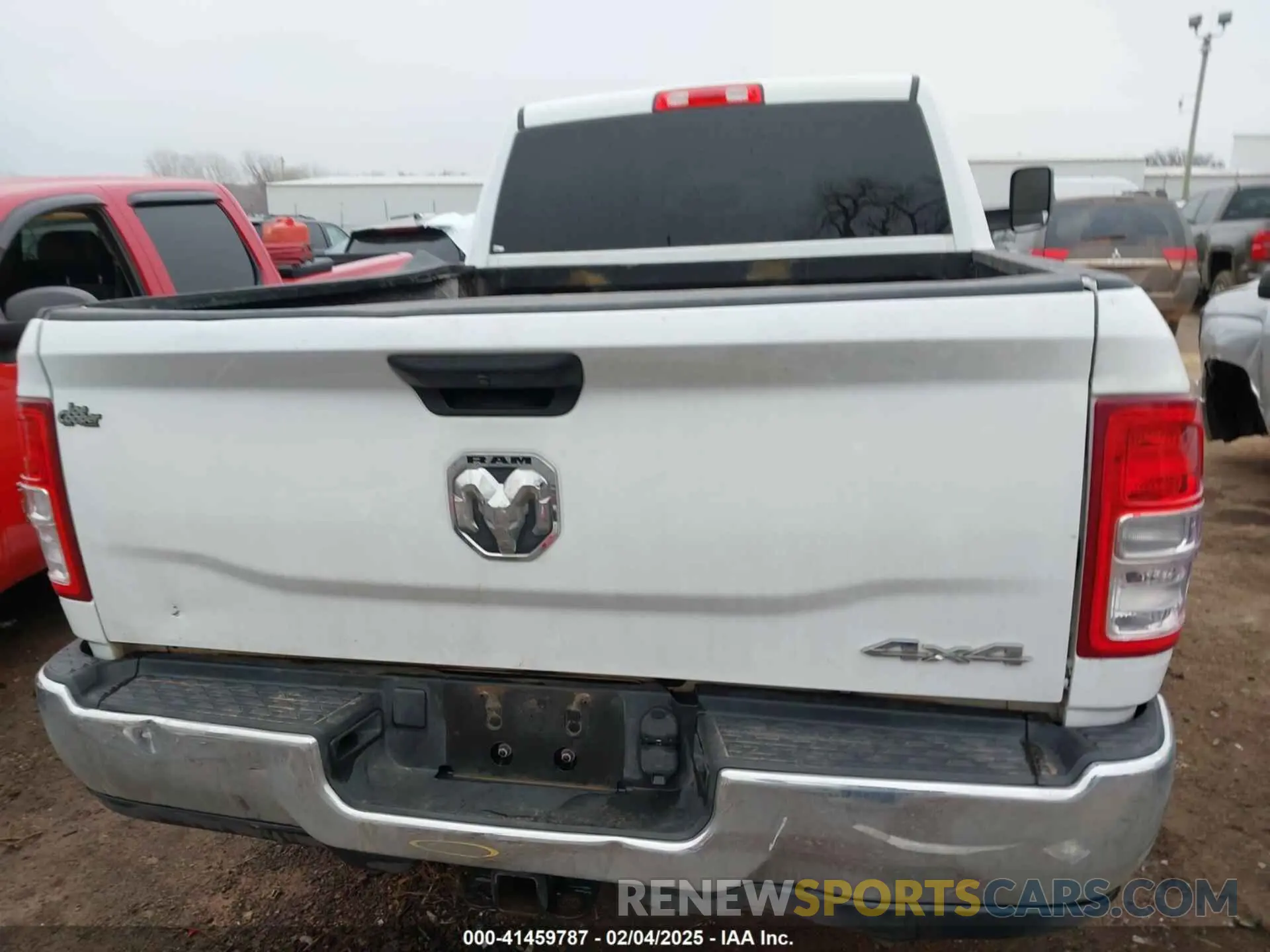 16 Photograph of a damaged car 3C6UR5CLXMG632197 RAM 2500 2021