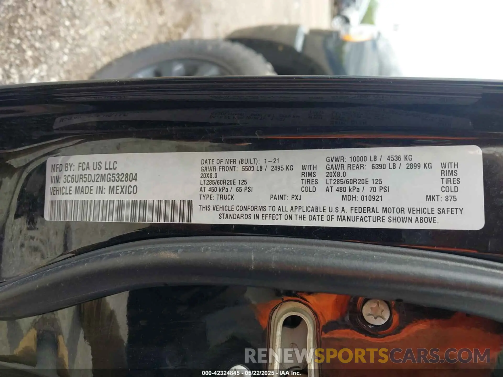 9 Photograph of a damaged car 3C6UR5DJ2MG532804 RAM 2500 2021