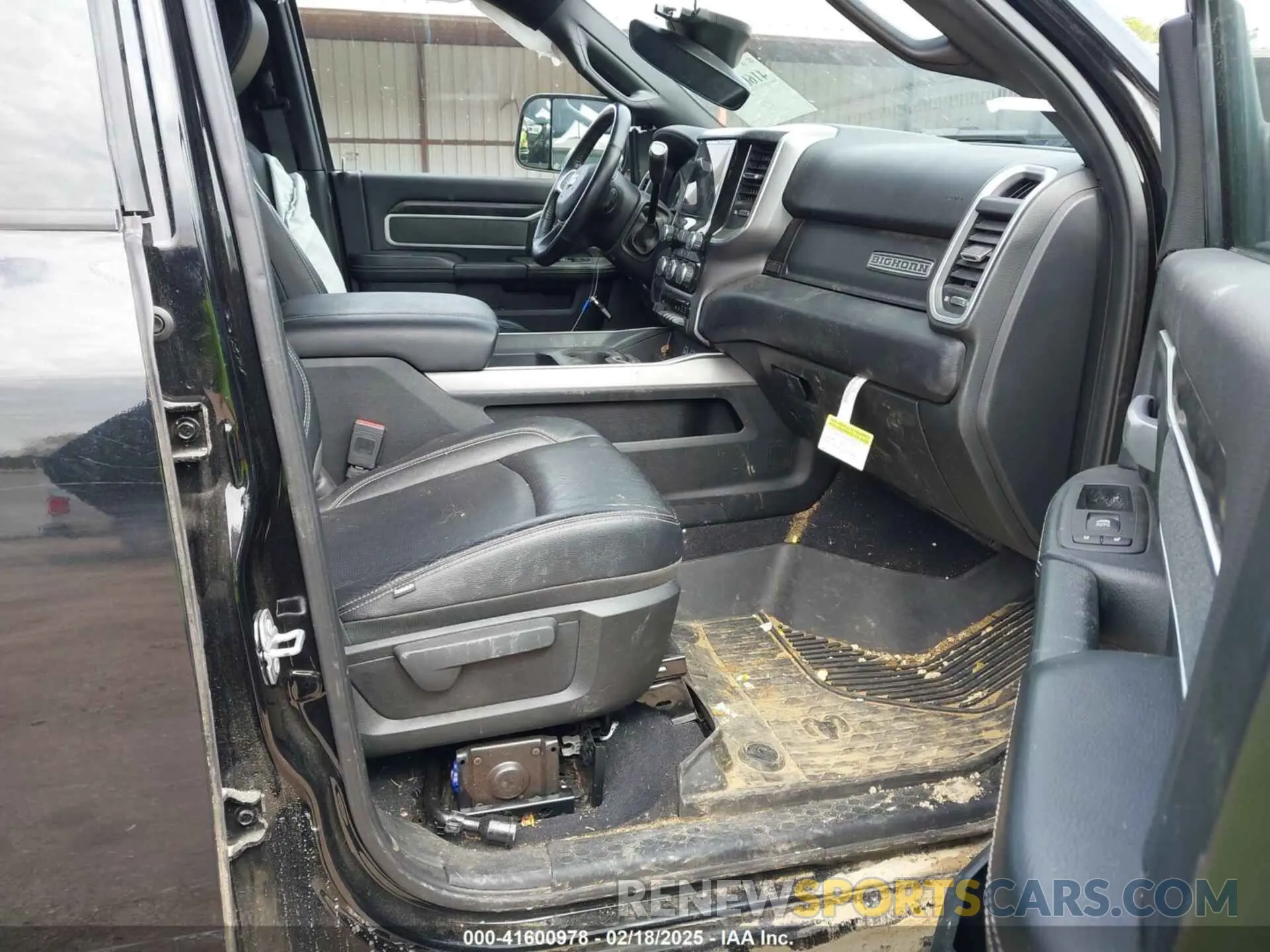 5 Photograph of a damaged car 3C6UR5DL7MG695398 RAM 2500 2021
