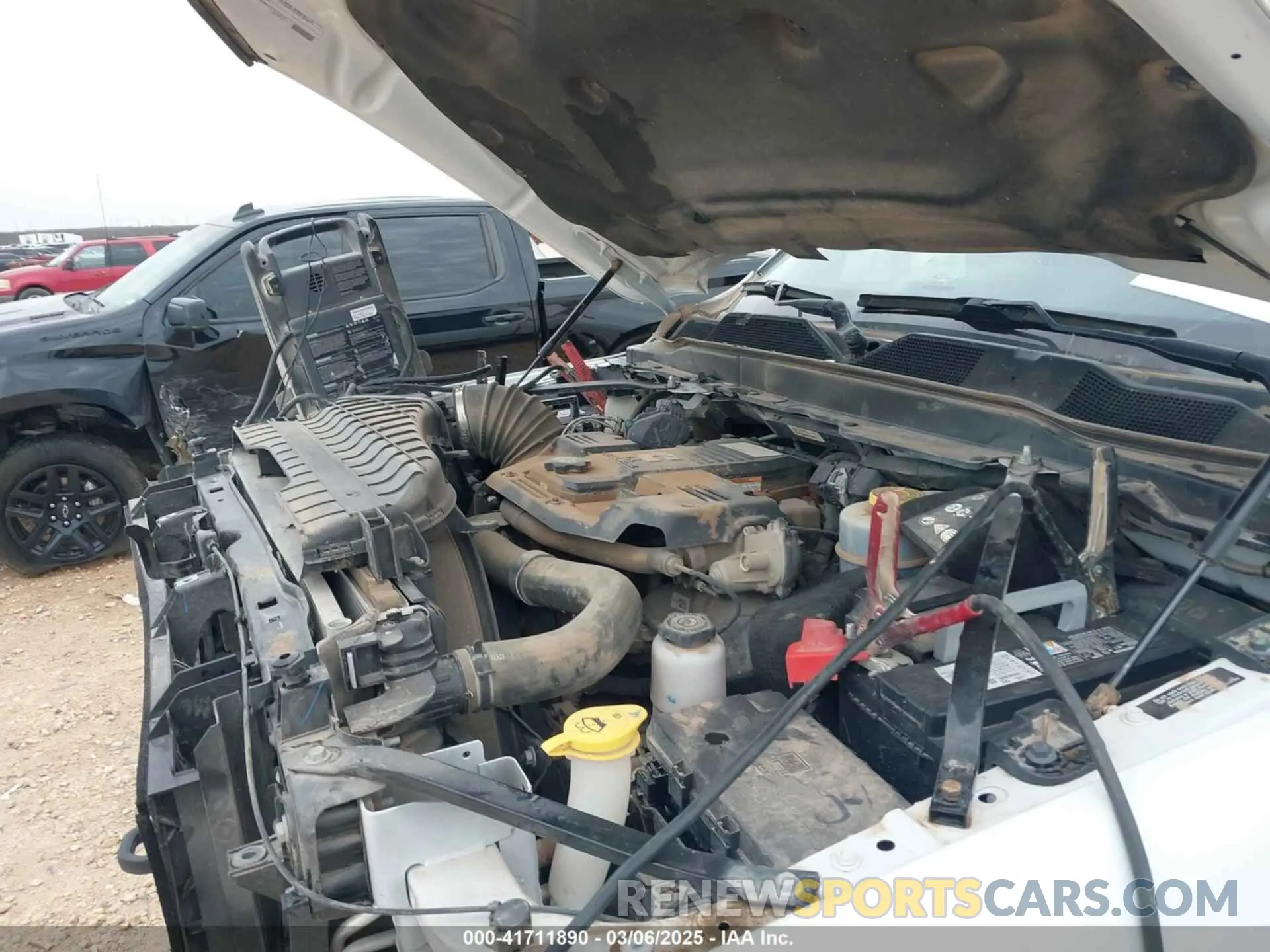 20 Photograph of a damaged car 3C6UR5DL8MG605823 RAM 2500 2021