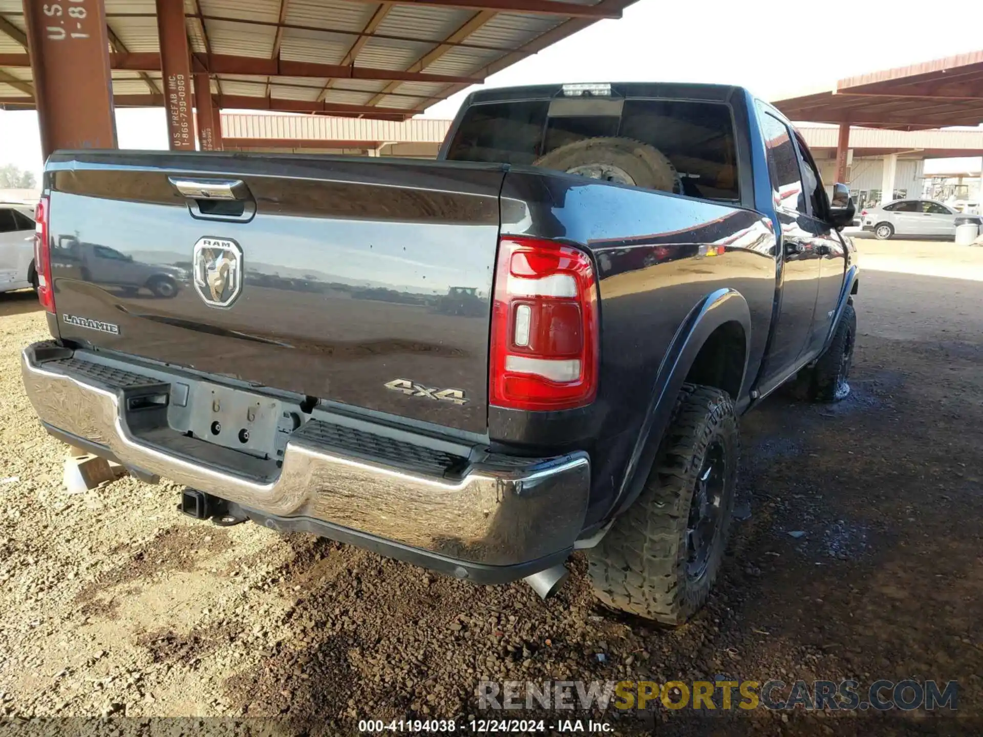 4 Photograph of a damaged car 3C6UR5FL0MG659582 RAM 2500 2021