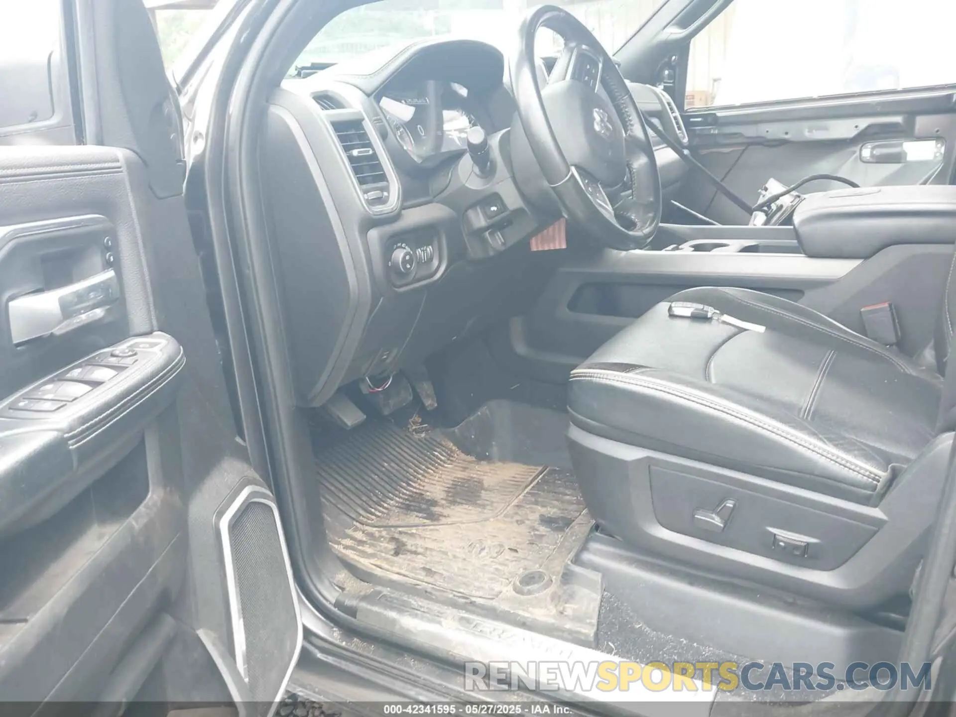 5 Photograph of a damaged car 3C6UR5FL1MG561600 RAM 2500 2021
