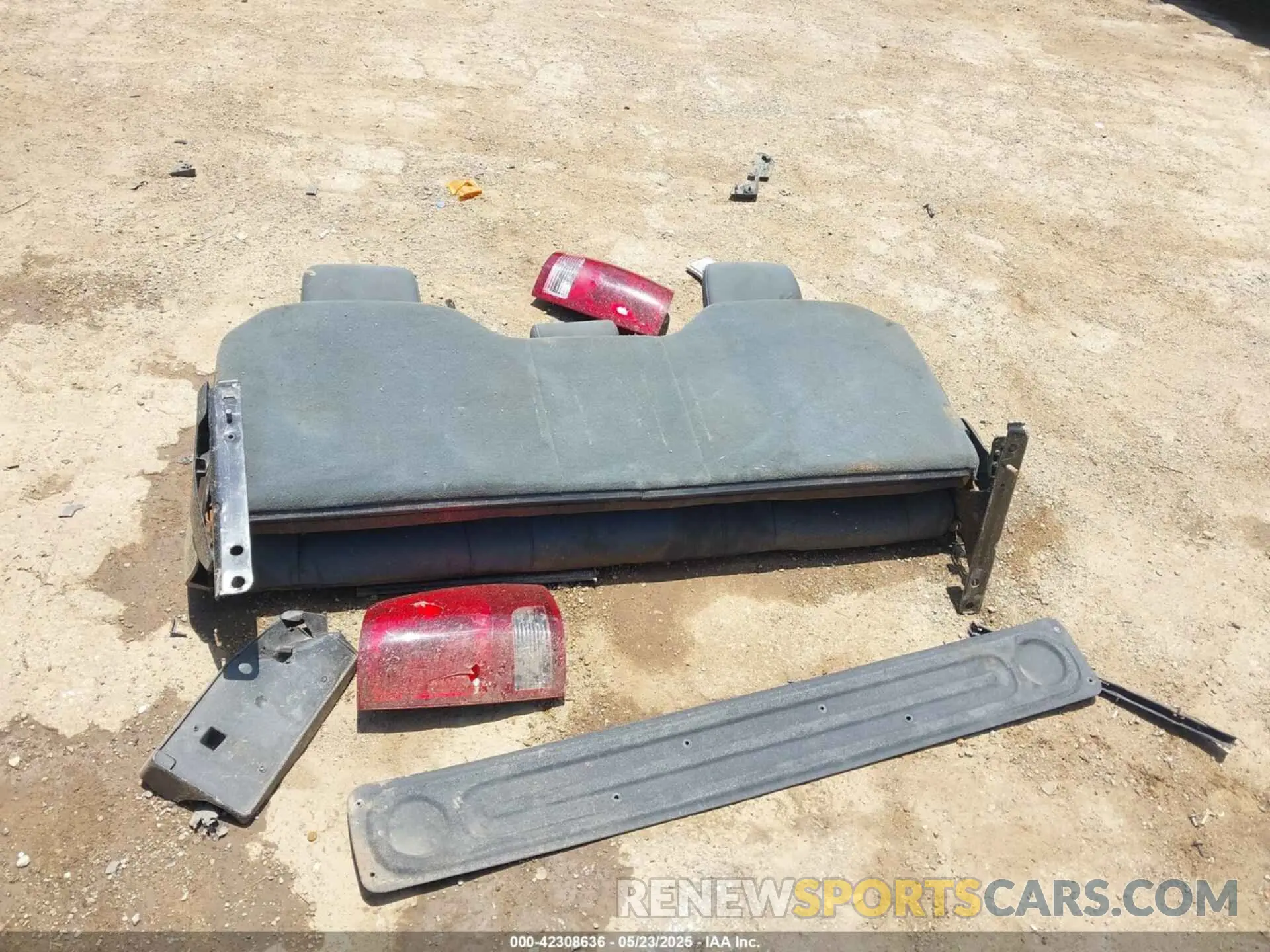 12 Photograph of a damaged car 3C6UR5NL2MG509717 RAM 2500 2021