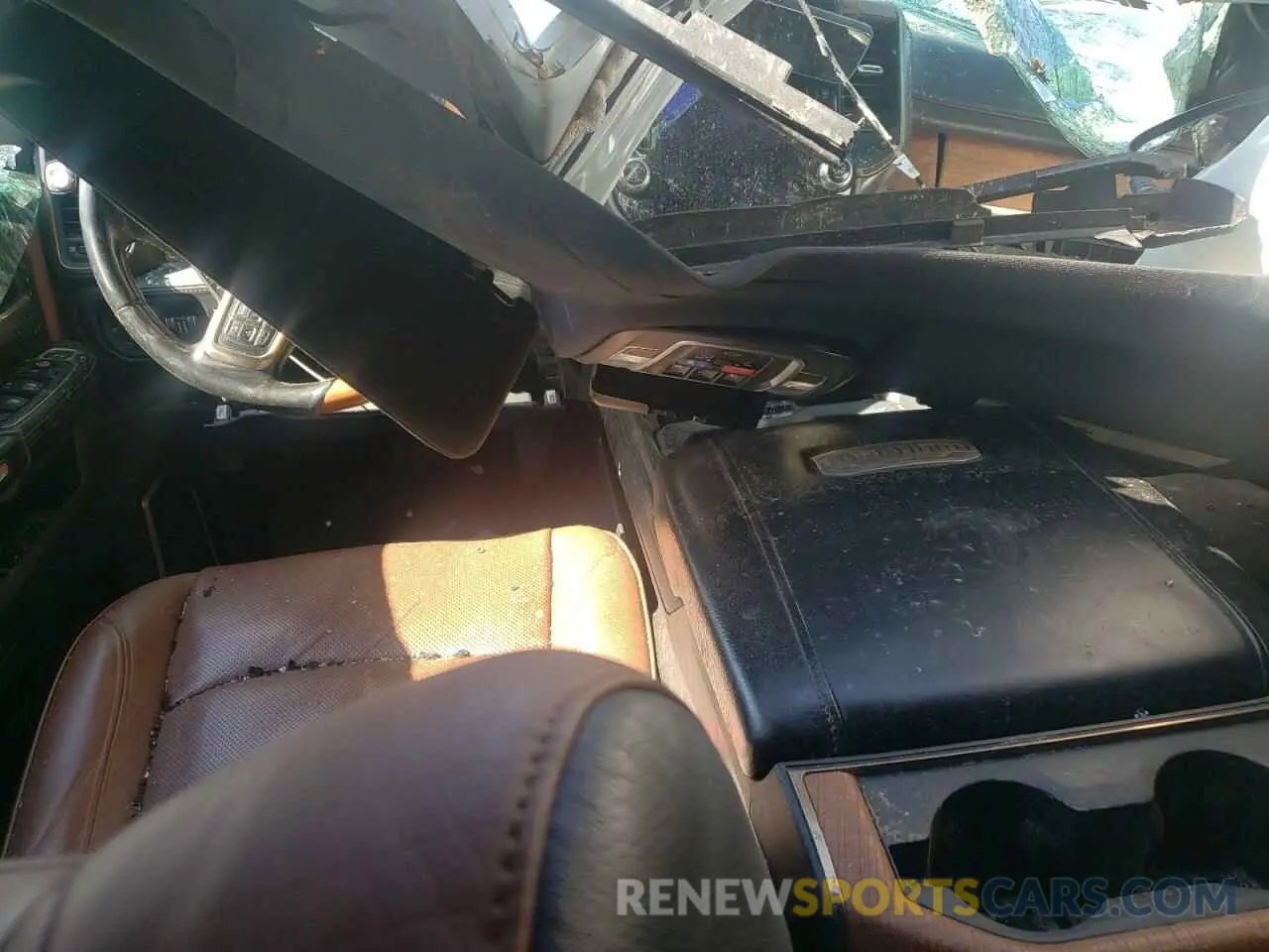 8 Photograph of a damaged car 3C6UR5PL3MG597335 RAM 2500 2021
