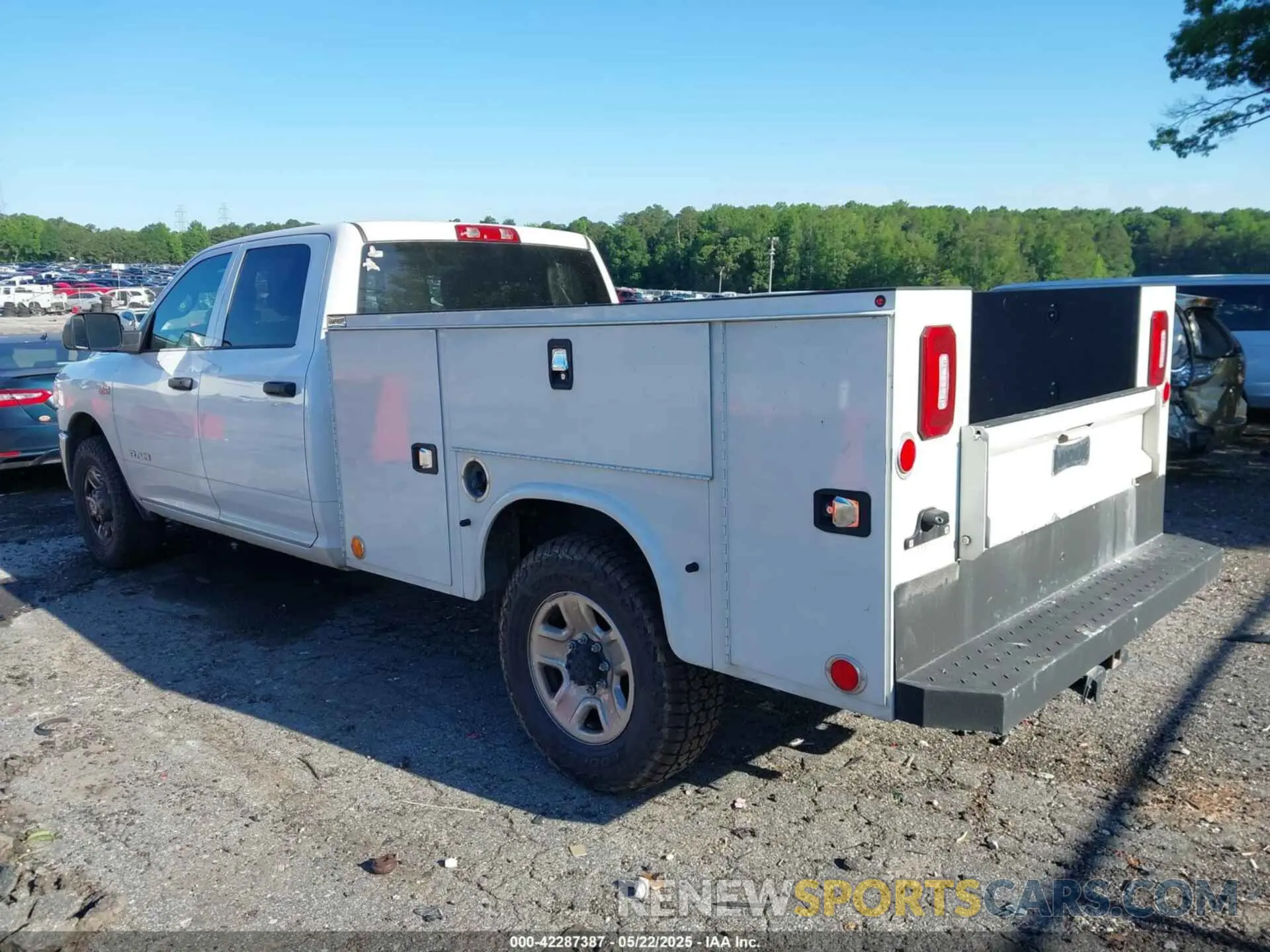 14 Photograph of a damaged car 3C7WR4HJ2MG520130 RAM 2500 2021
