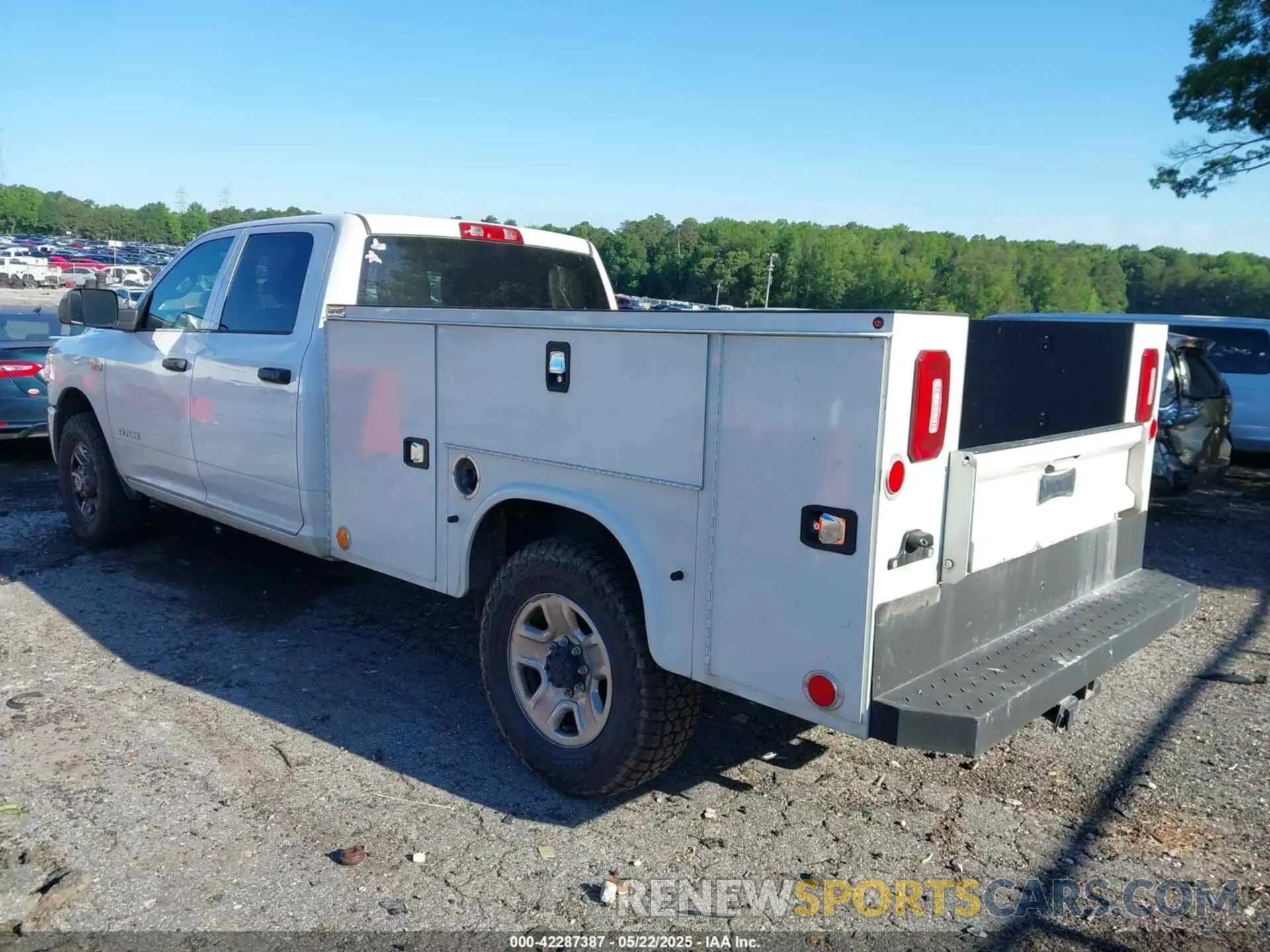 3 Photograph of a damaged car 3C7WR4HJ2MG520130 RAM 2500 2021