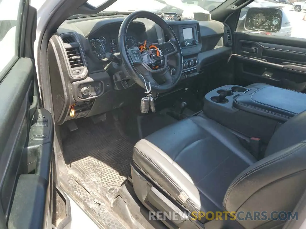 8 Photograph of a damaged car 3C6MR5AJ9NG202258 RAM 2500 2022