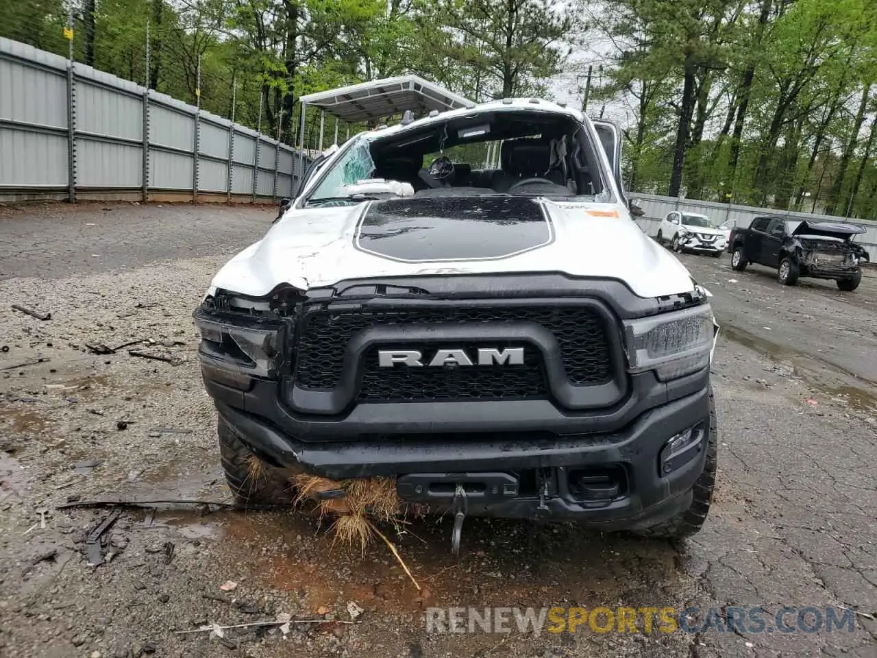 5 Photograph of a damaged car 3C6TR5EJ9NG222841 RAM 2500 2022
