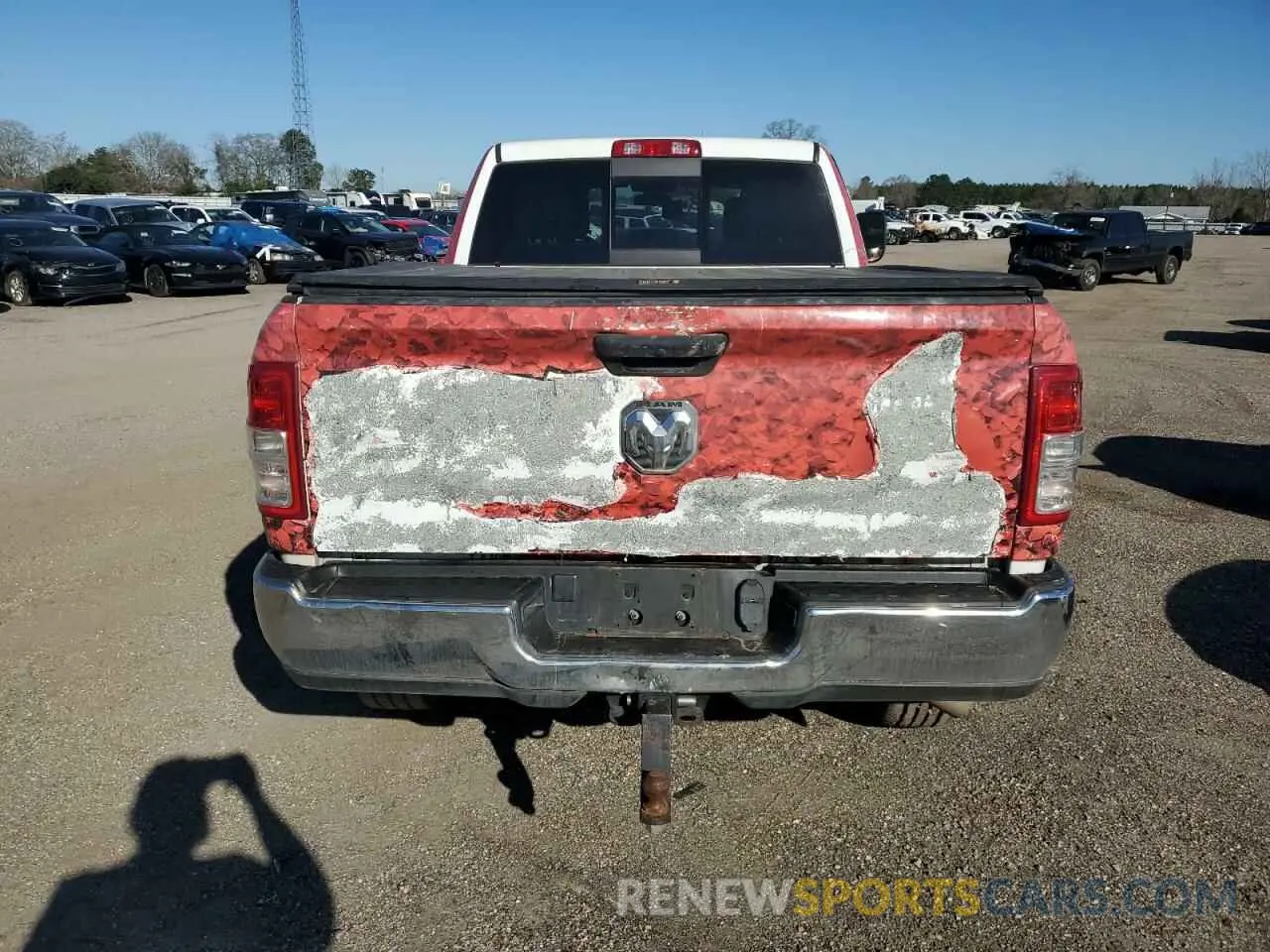 6 Photograph of a damaged car 3C6UR5CJ1NG129156 RAM 2500 2022
