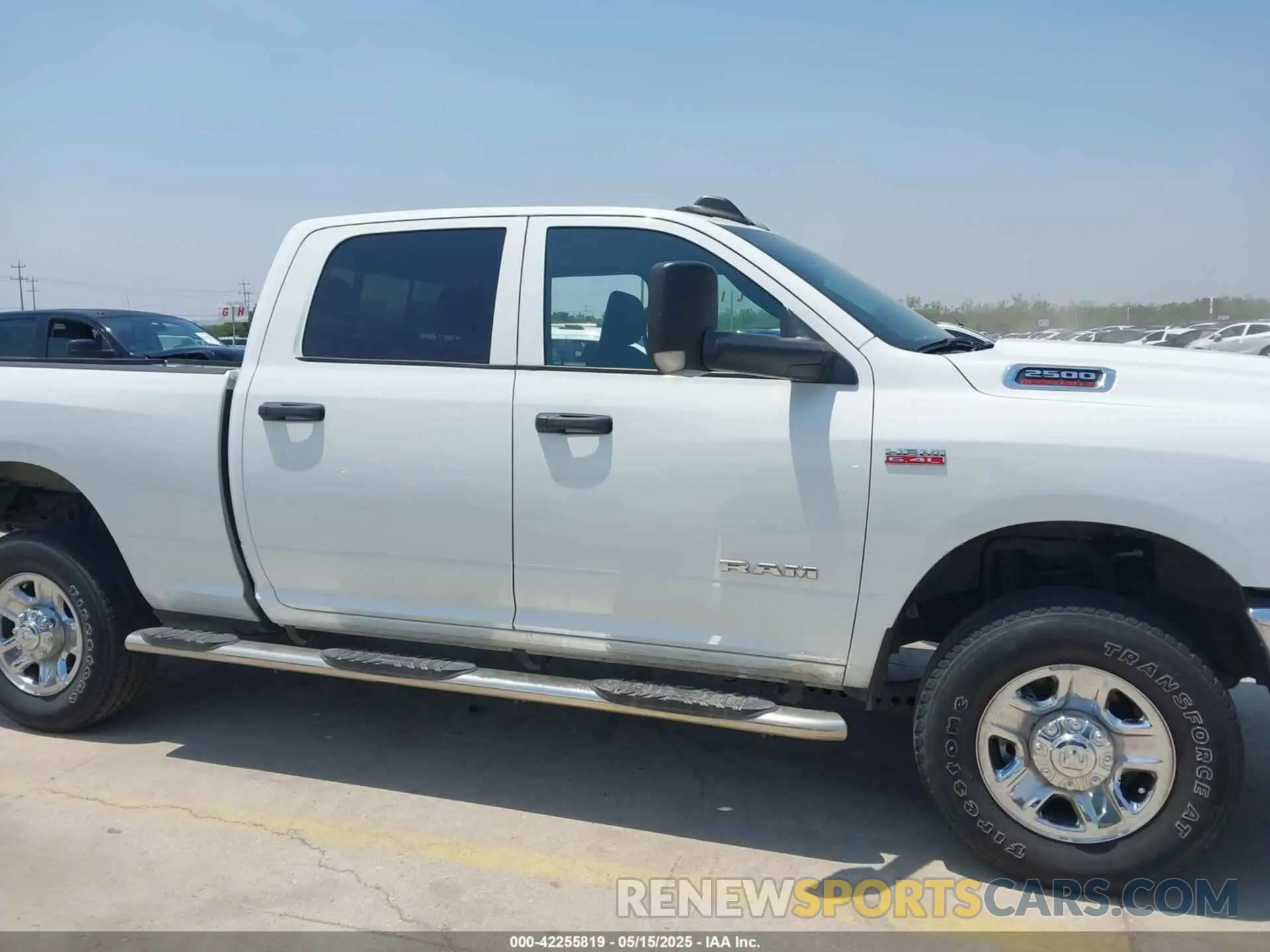 13 Photograph of a damaged car 3C6UR5CJ2NG372068 RAM 2500 2022