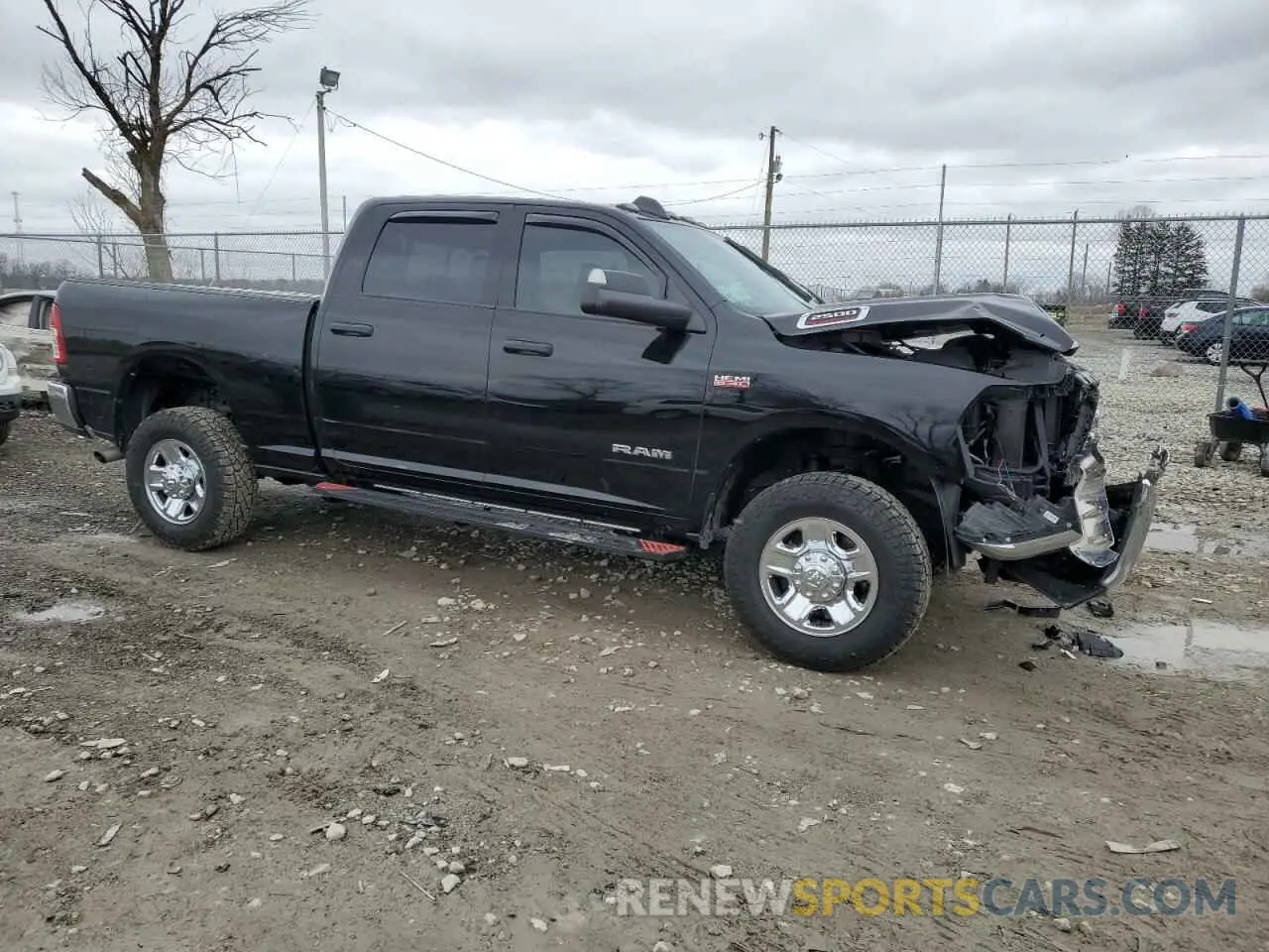 4 Photograph of a damaged car 3C6UR5CJ4NG251655 RAM 2500 2022