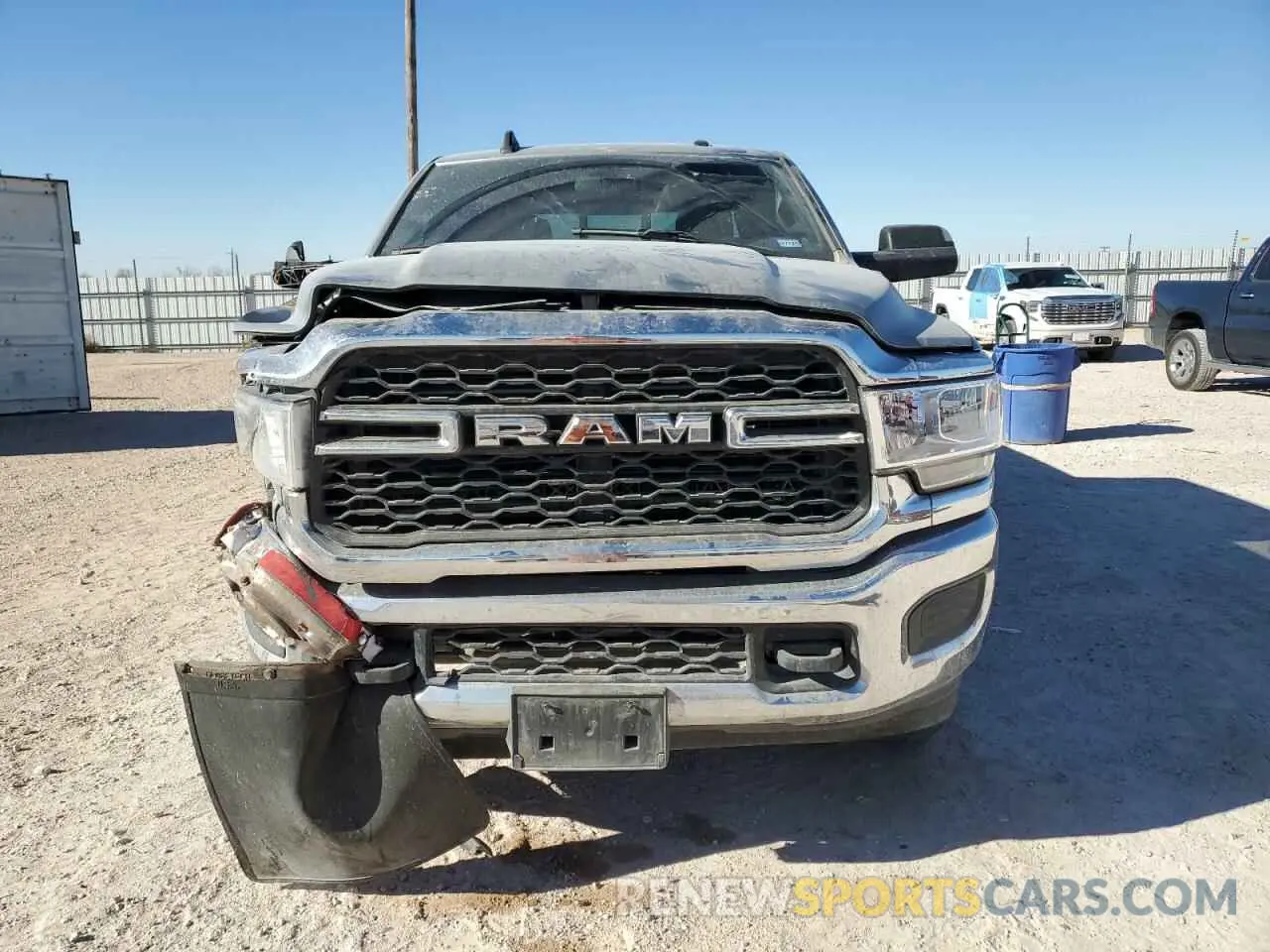 5 Photograph of a damaged car 3C6UR5CJ4NG325723 RAM 2500 2022