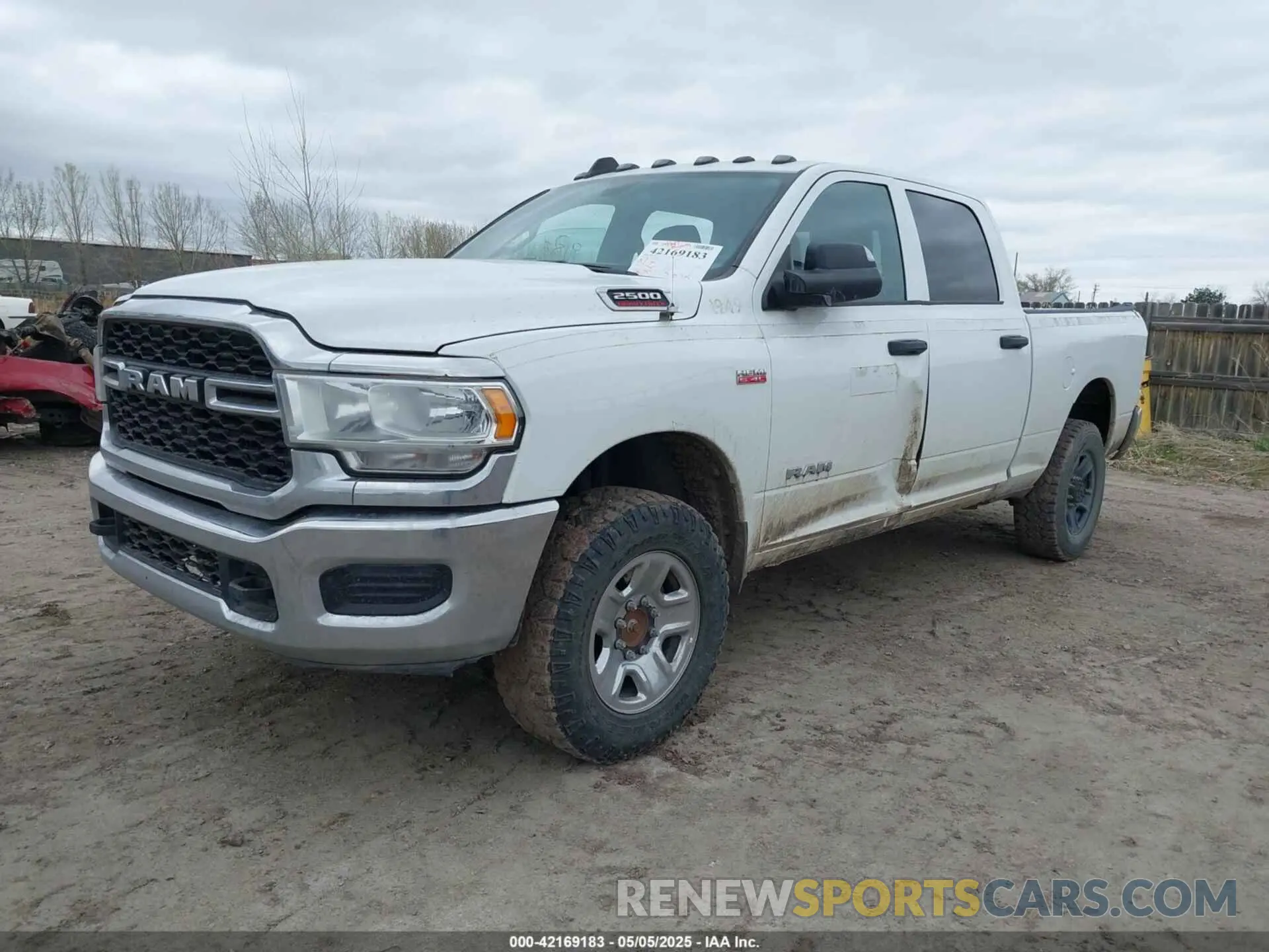 2 Photograph of a damaged car 3C6UR5CJ7NG439487 RAM 2500 2022