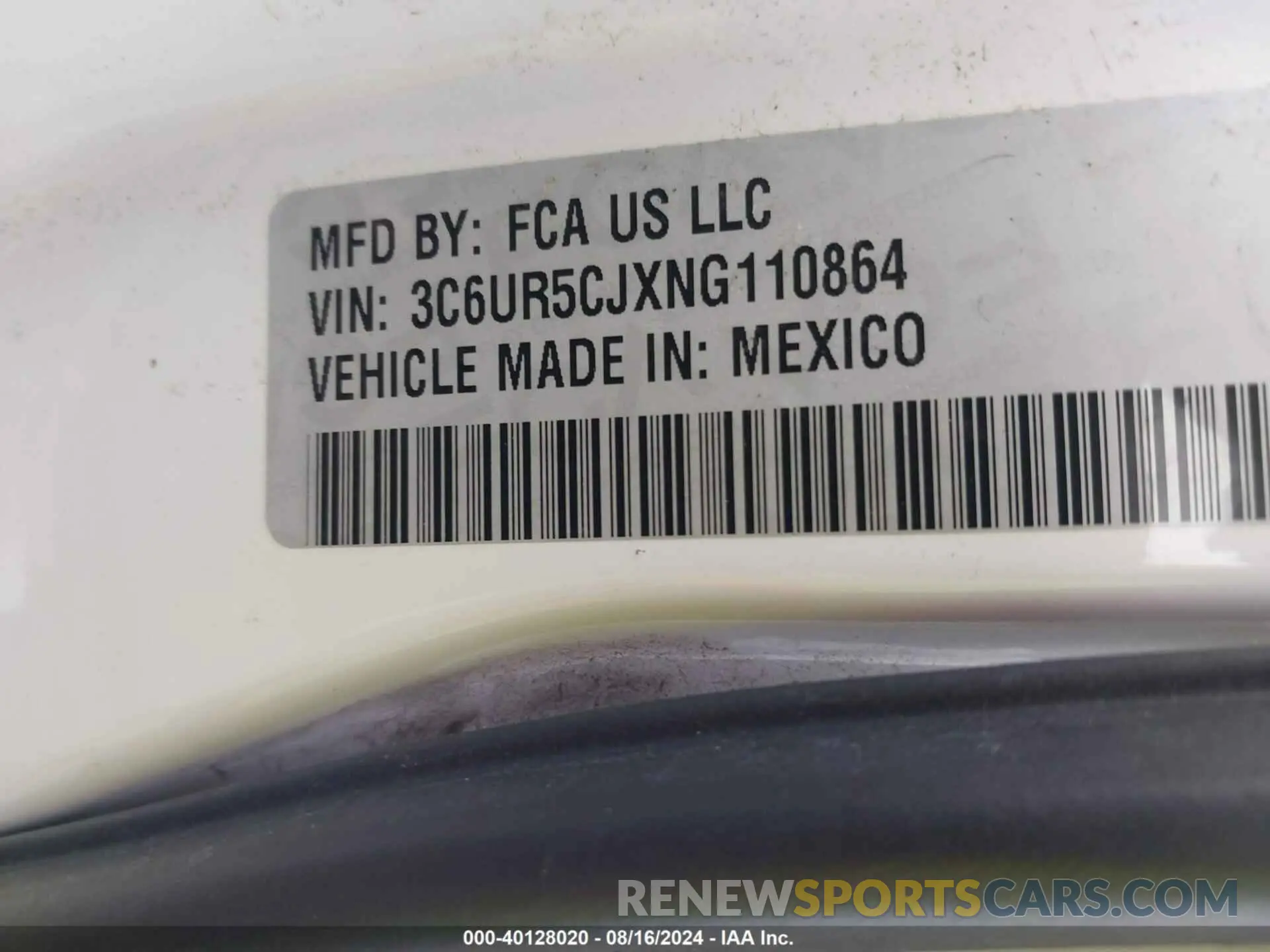 9 Photograph of a damaged car 3C6UR5CJXNG110864 RAM 2500 2022