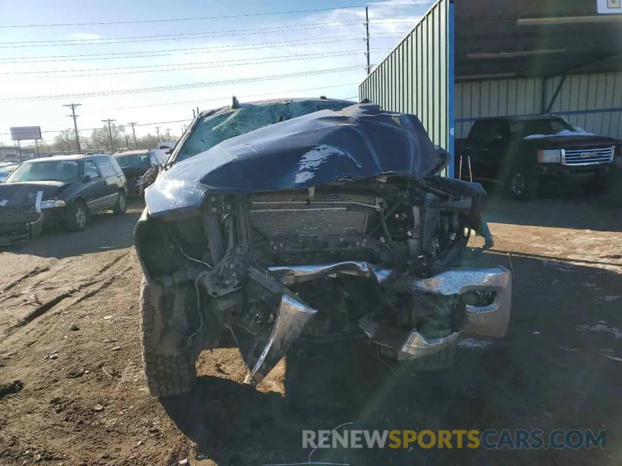 5 Photograph of a damaged car 3C6UR5DJ0NG403252 RAM 2500 2022