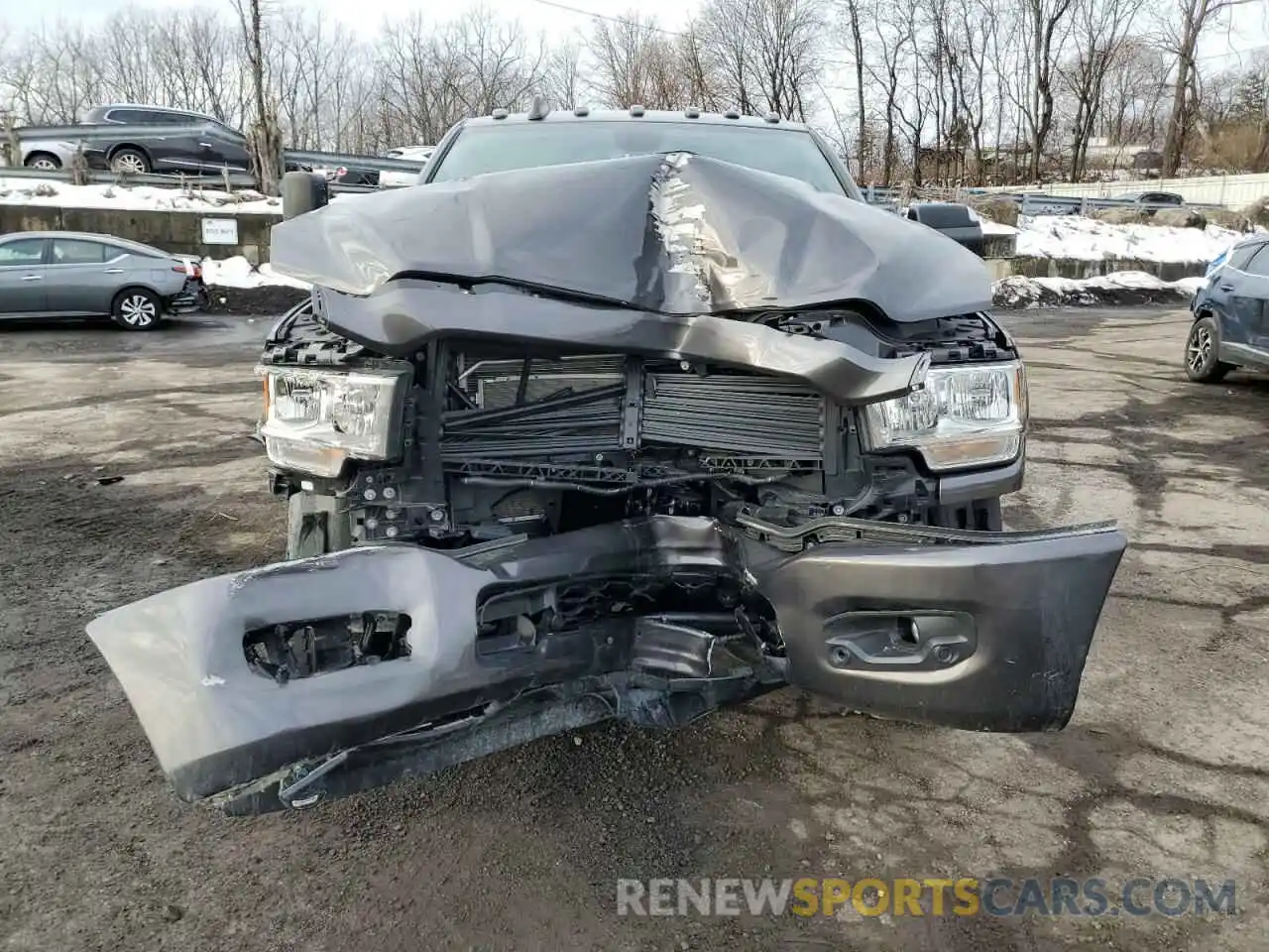 5 Photograph of a damaged car 3C6UR5DJ6NG380124 RAM 2500 2022