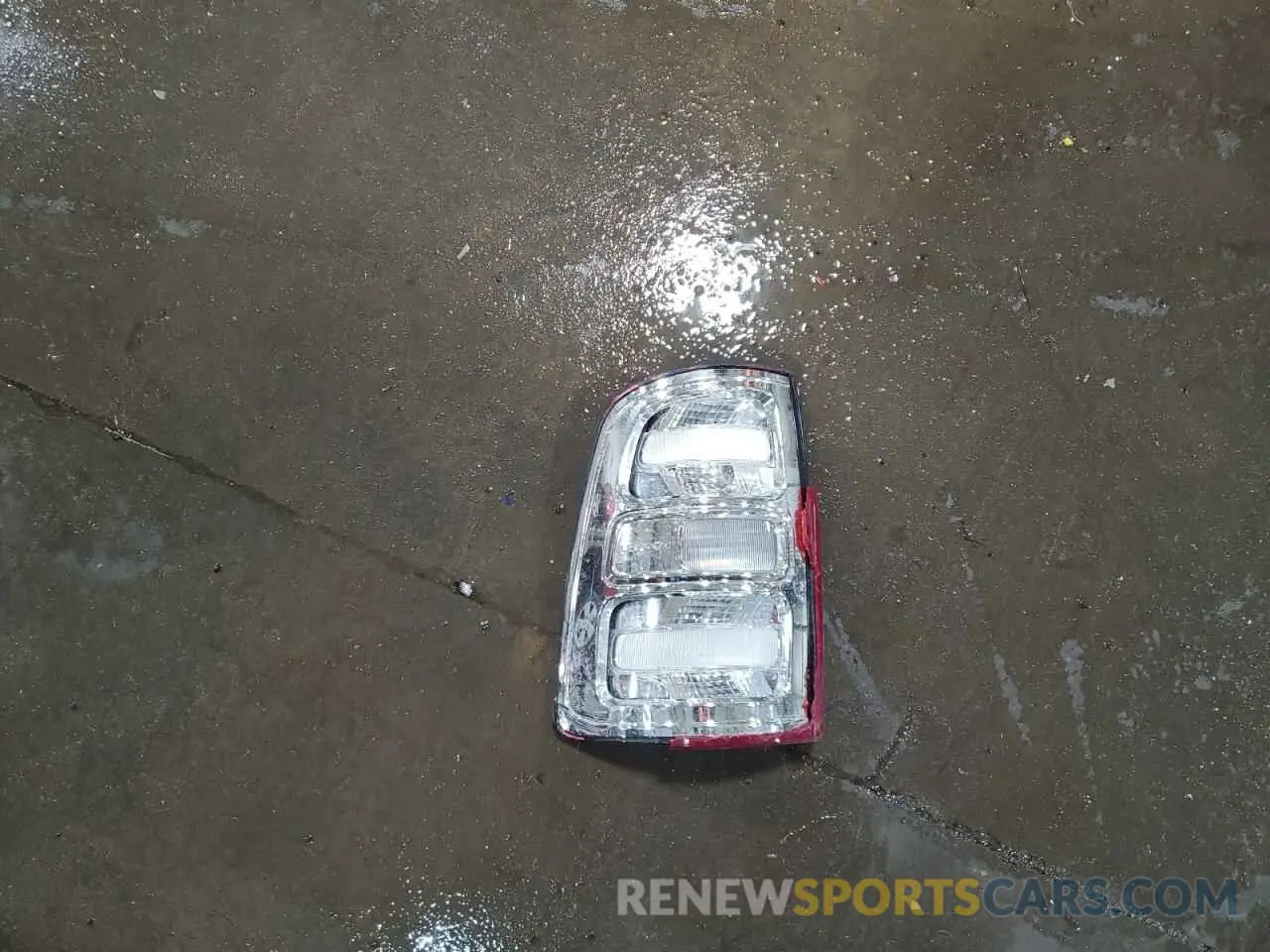 13 Photograph of a damaged car 3C6UR5DJXNG248029 RAM 2500 2022