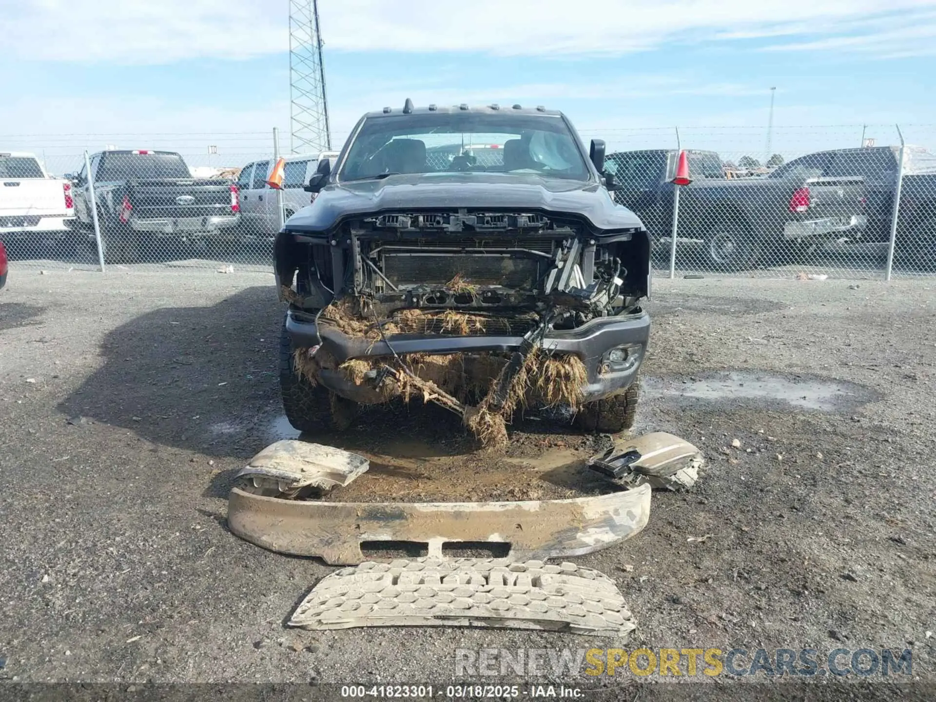 13 Photograph of a damaged car 3C6UR5DL2NG167320 RAM 2500 2022
