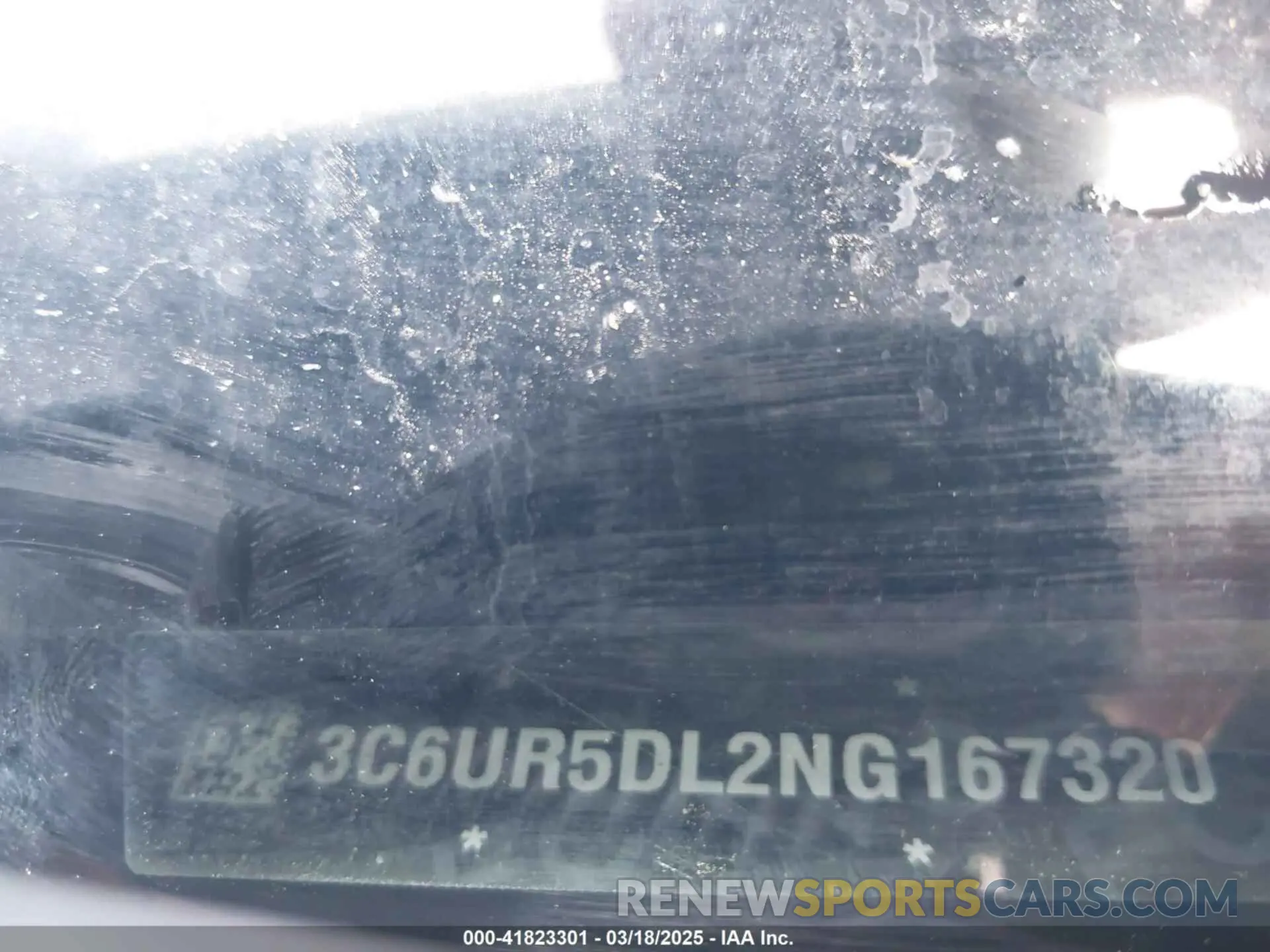 9 Photograph of a damaged car 3C6UR5DL2NG167320 RAM 2500 2022