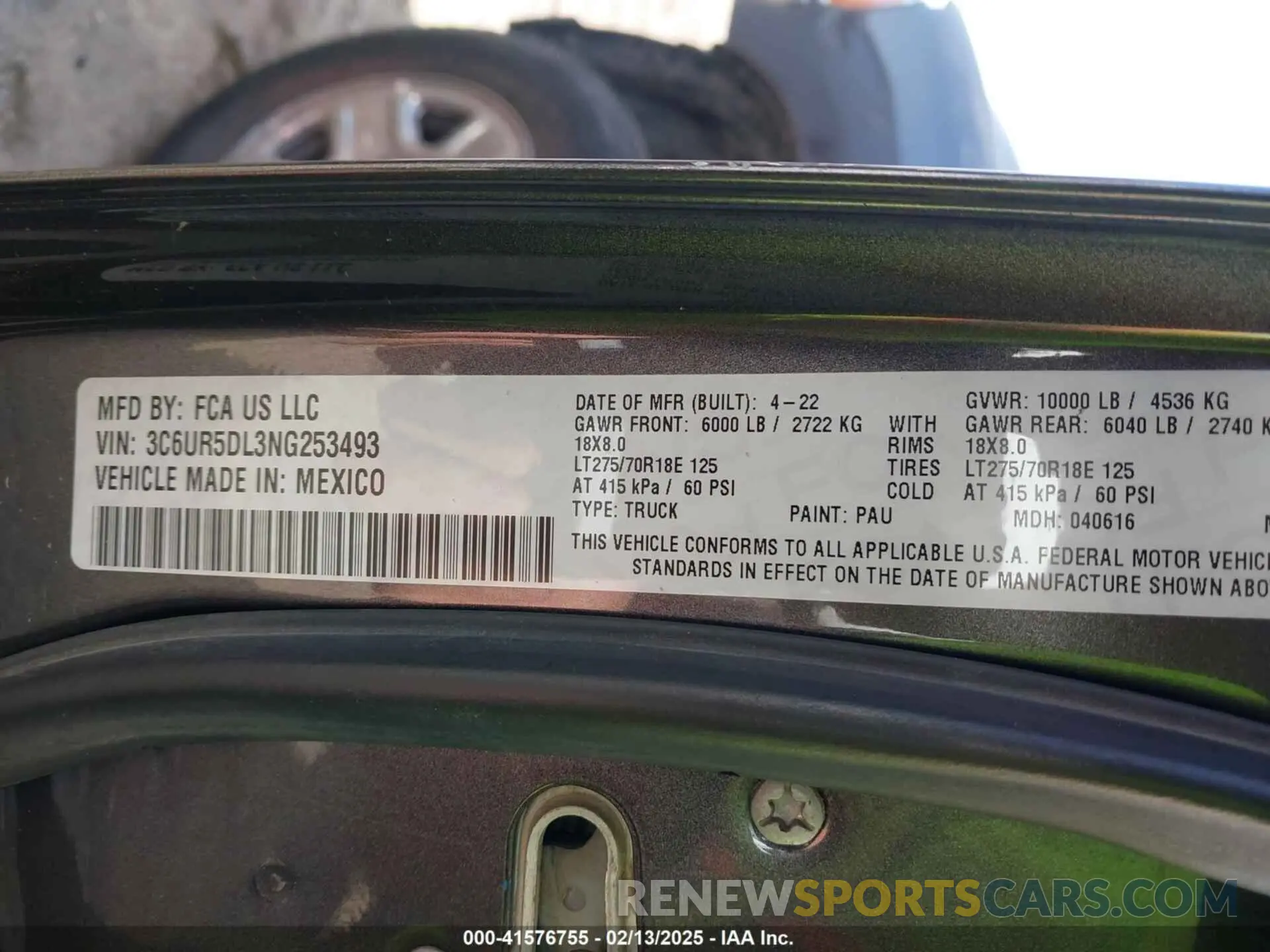 9 Photograph of a damaged car 3C6UR5DL3NG253493 RAM 2500 2022