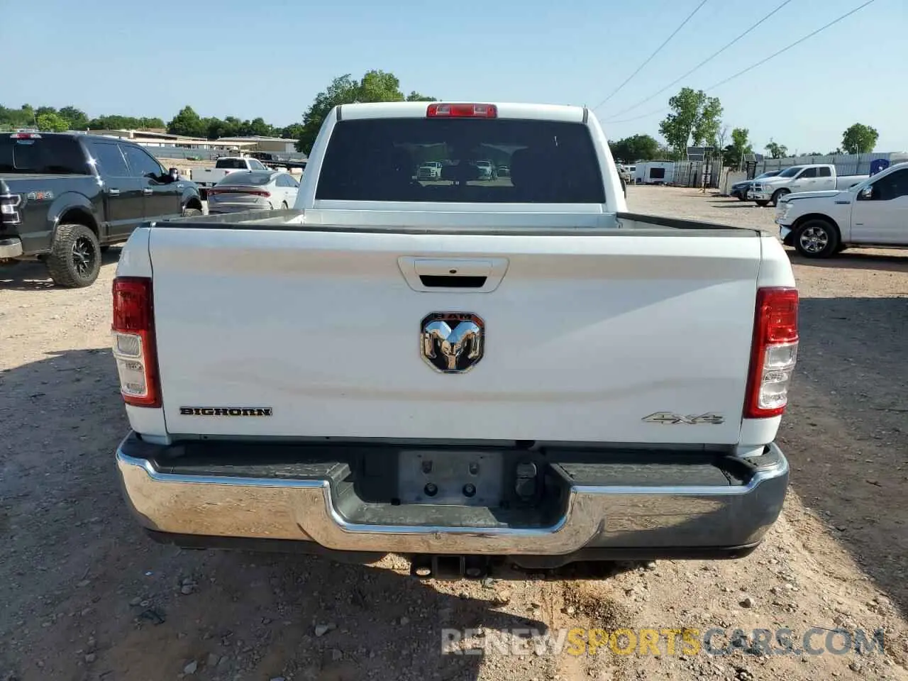6 Photograph of a damaged car 3C6UR5DL3NG322697 RAM 2500 2022