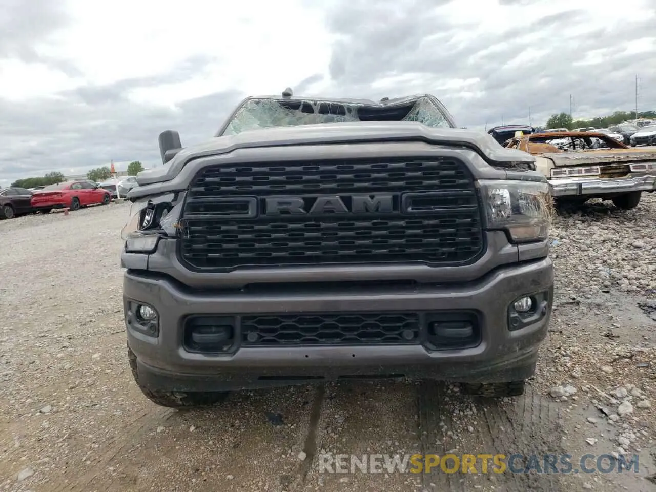5 Photograph of a damaged car 3C6UR5DL4NG185799 RAM 2500 2022