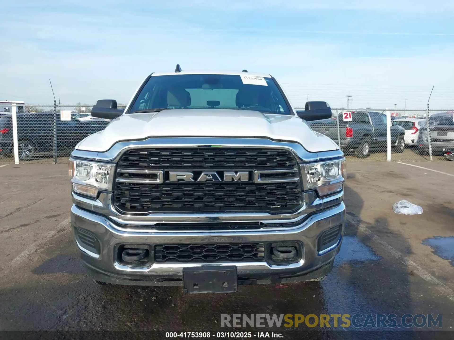12 Photograph of a damaged car 3C6UR5DL4NG235715 RAM 2500 2022