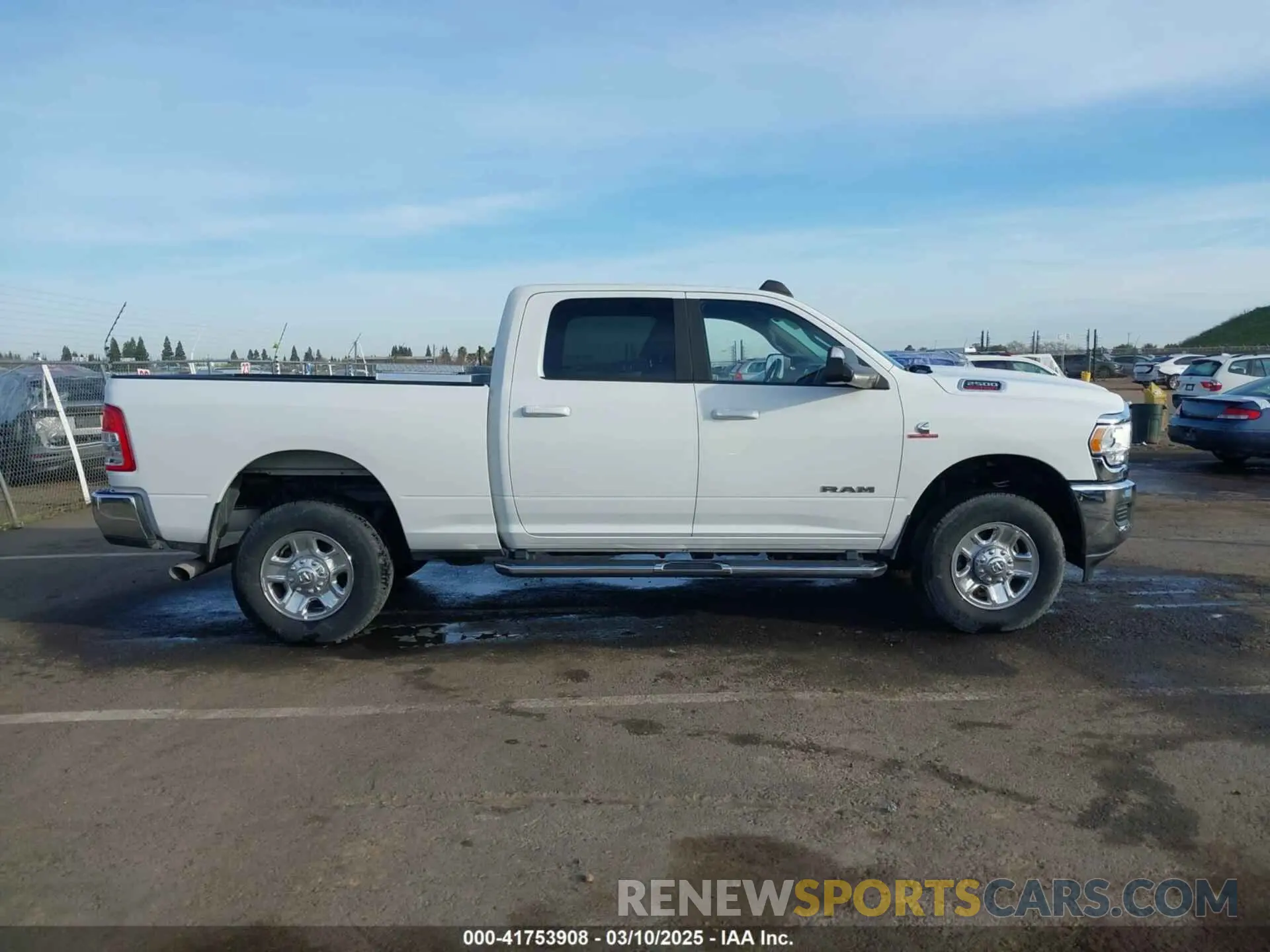 13 Photograph of a damaged car 3C6UR5DL4NG235715 RAM 2500 2022