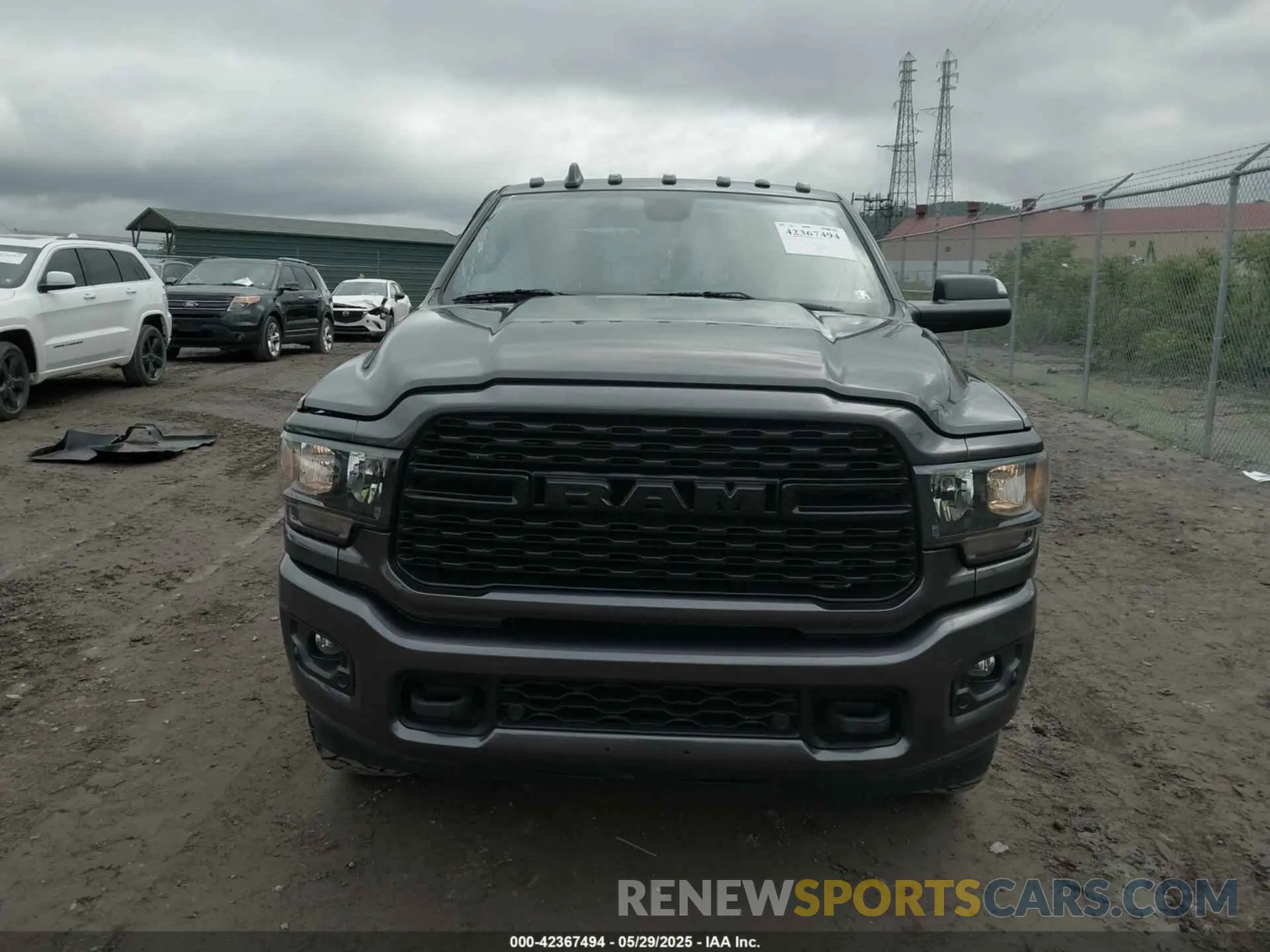 12 Photograph of a damaged car 3C6UR5DL5NG209298 RAM 2500 2022