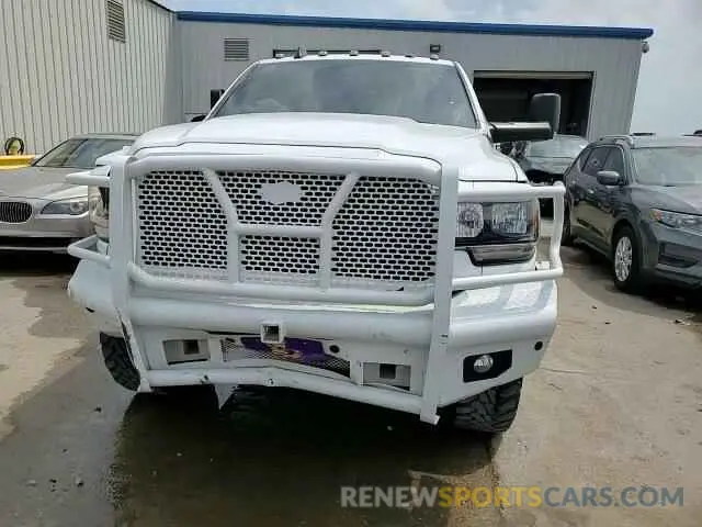 13 Photograph of a damaged car 3C6UR5DL5NG394811 RAM 2500 2022