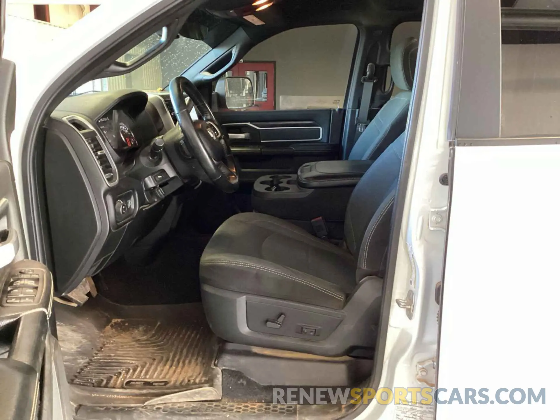 15 Photograph of a damaged car 3C6UR5DL8NG220859 RAM 2500 2022