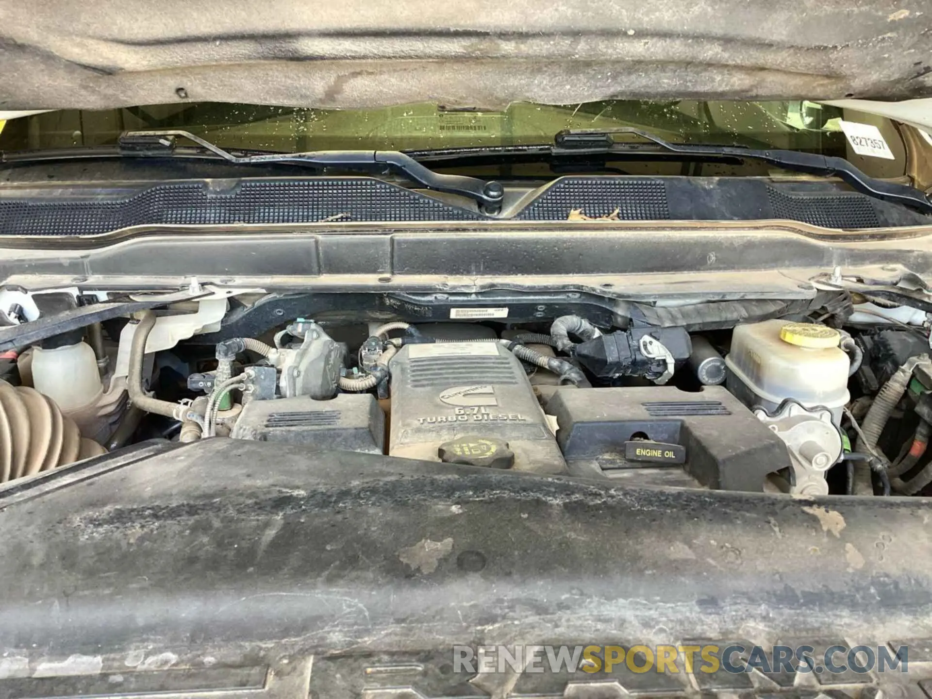 6 Photograph of a damaged car 3C6UR5DL8NG220859 RAM 2500 2022