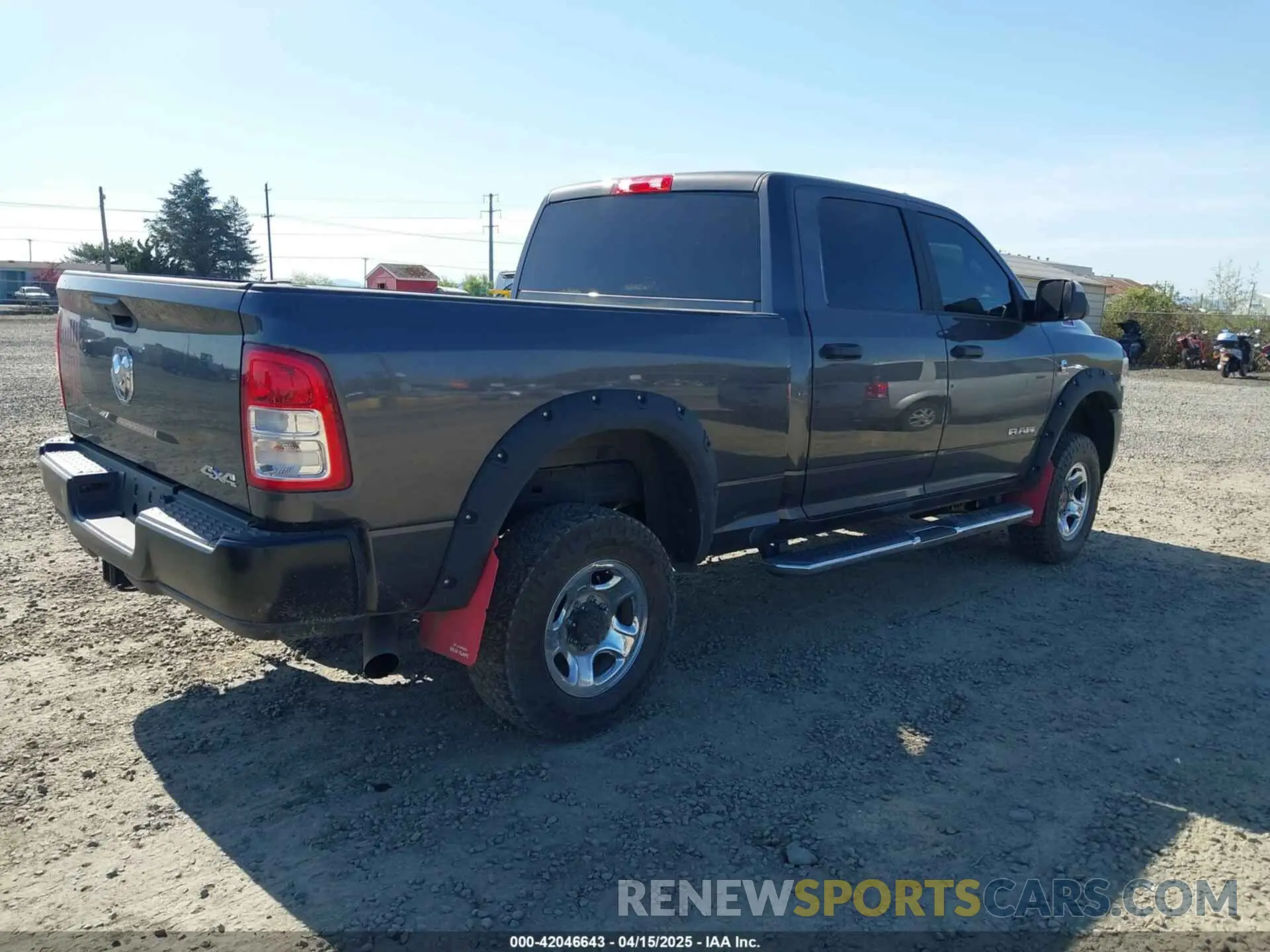 4 Photograph of a damaged car 3C6UR5DL8NG324154 RAM 2500 2022