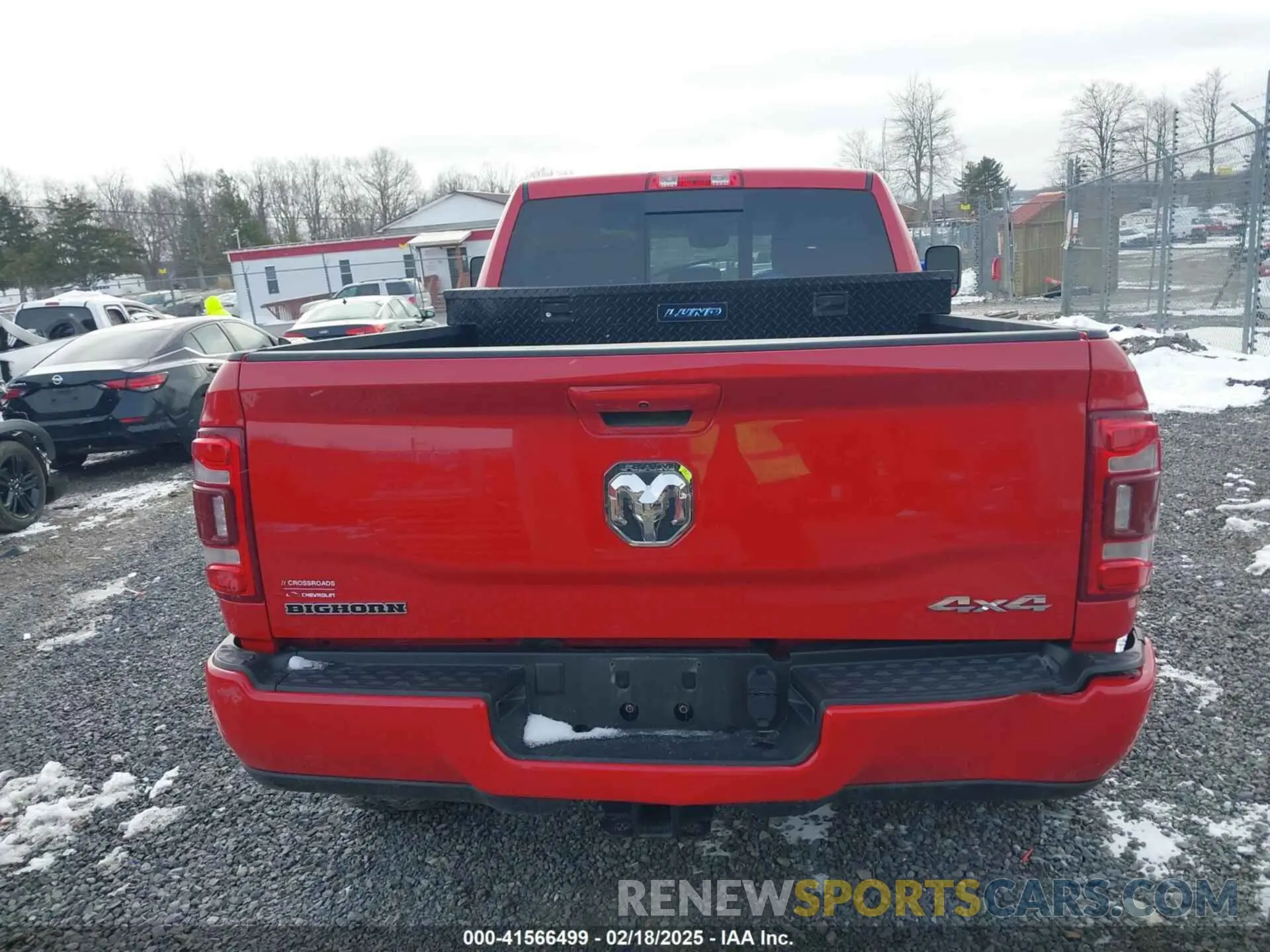 16 Photograph of a damaged car 3C6UR5DL9NG129695 RAM 2500 2022