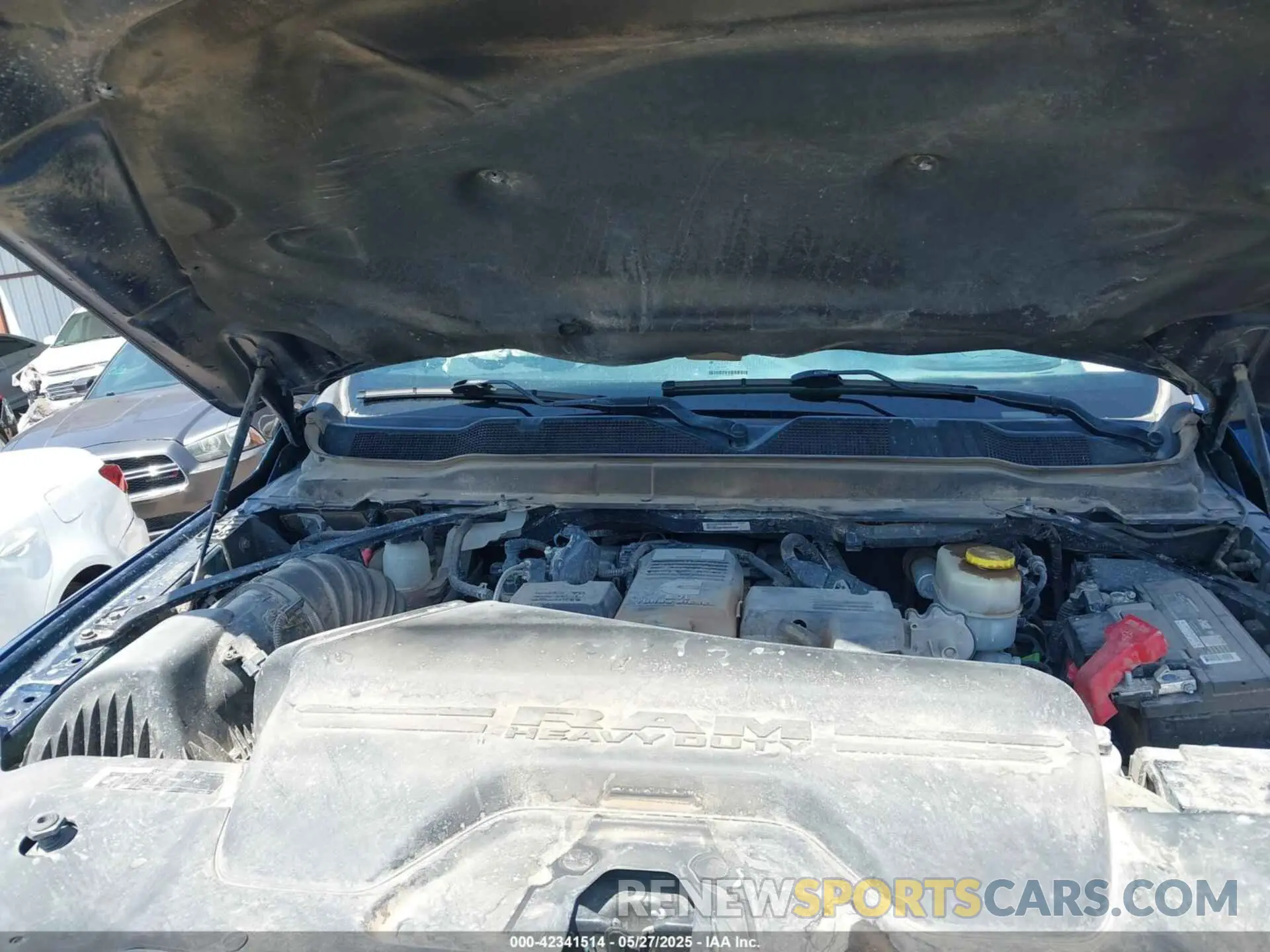 10 Photograph of a damaged car 3C6UR5DL9NG149414 RAM 2500 2022