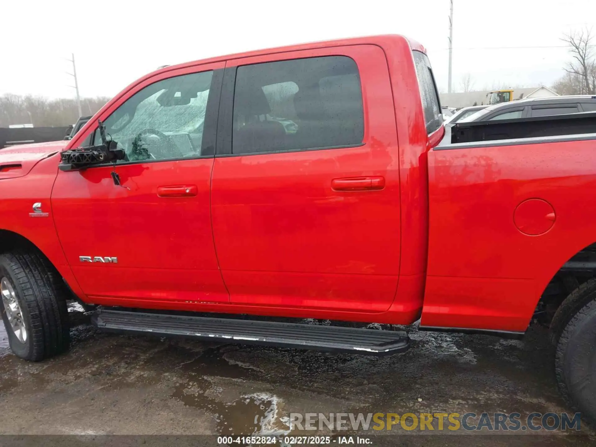14 Photograph of a damaged car 3C6UR5DLXNG149728 RAM 2500 2022