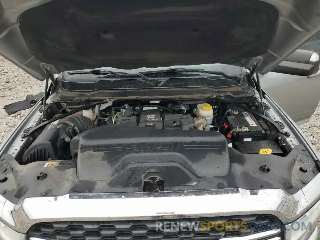 11 Photograph of a damaged car 3C6UR5DLXNG182339 RAM 2500 2022