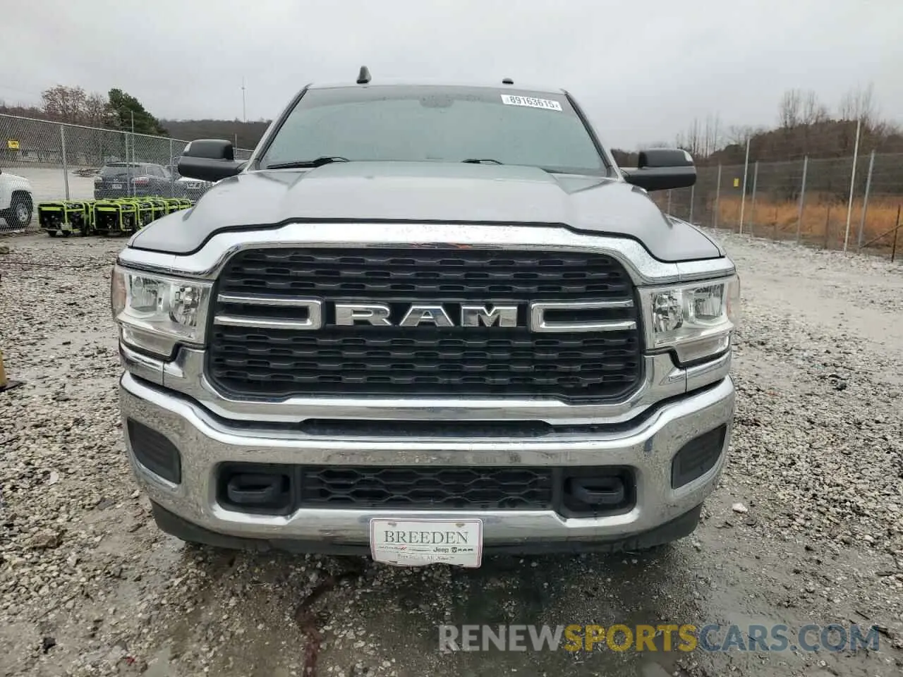 5 Photograph of a damaged car 3C6UR5DLXNG182339 RAM 2500 2022