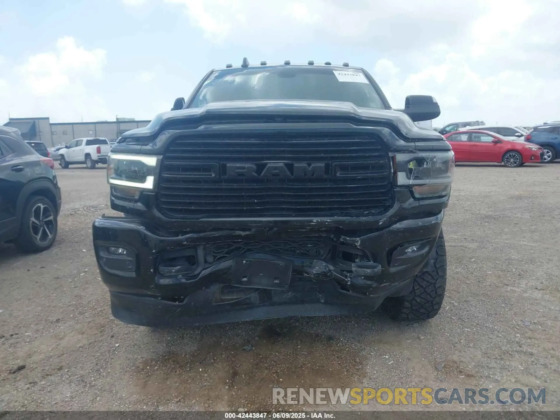 12 Photograph of a damaged car 3C6UR5FL1NG230307 RAM 2500 2022