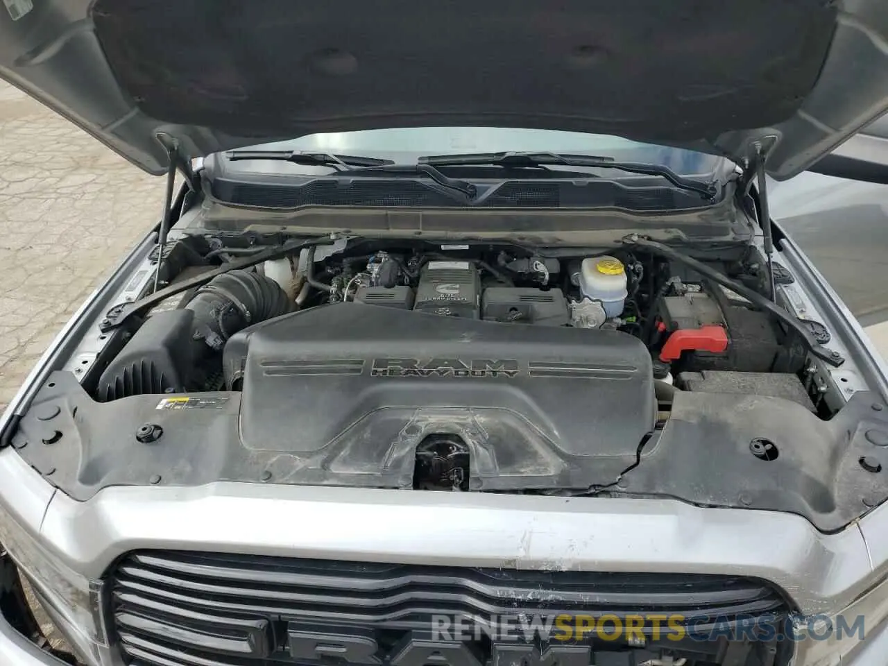 11 Photograph of a damaged car 3C6UR5FL6NG261617 RAM 2500 2022