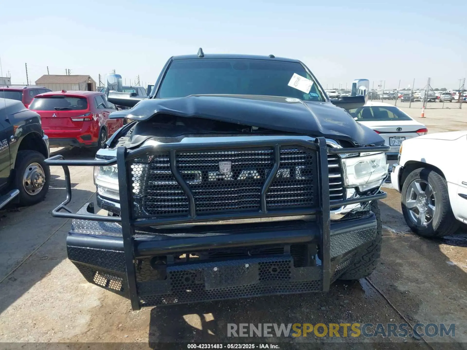 12 Photograph of a damaged car 3C6UR5FL6NG361636 RAM 2500 2022