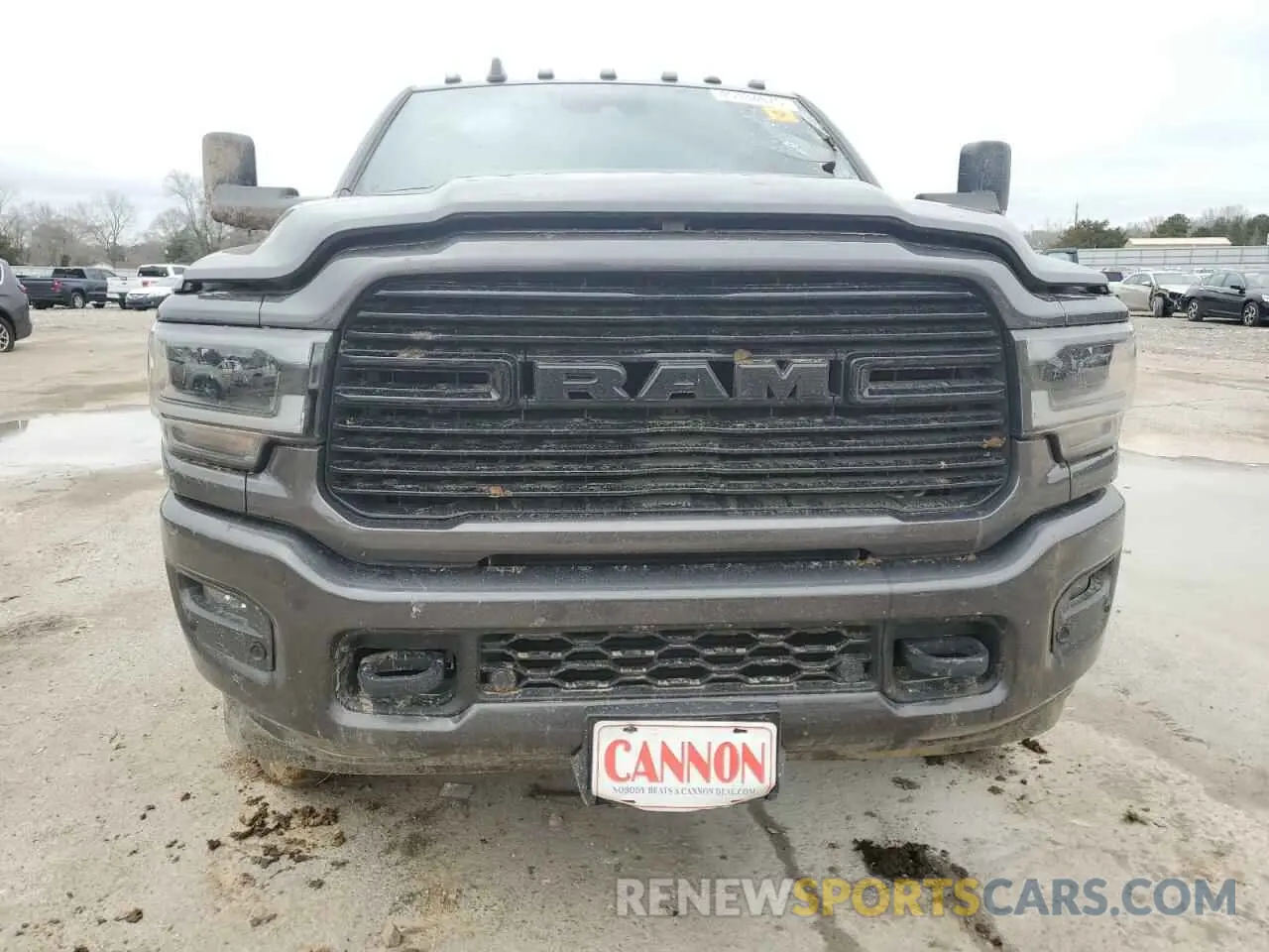 5 Photograph of a damaged car 3C6UR5FL7NG267832 RAM 2500 2022