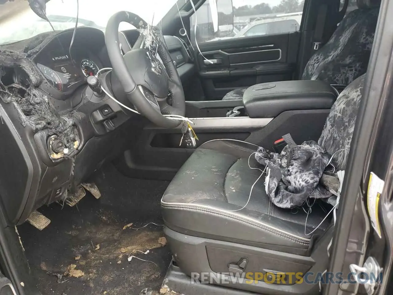 7 Photograph of a damaged car 3C6UR5FL7NG267832 RAM 2500 2022