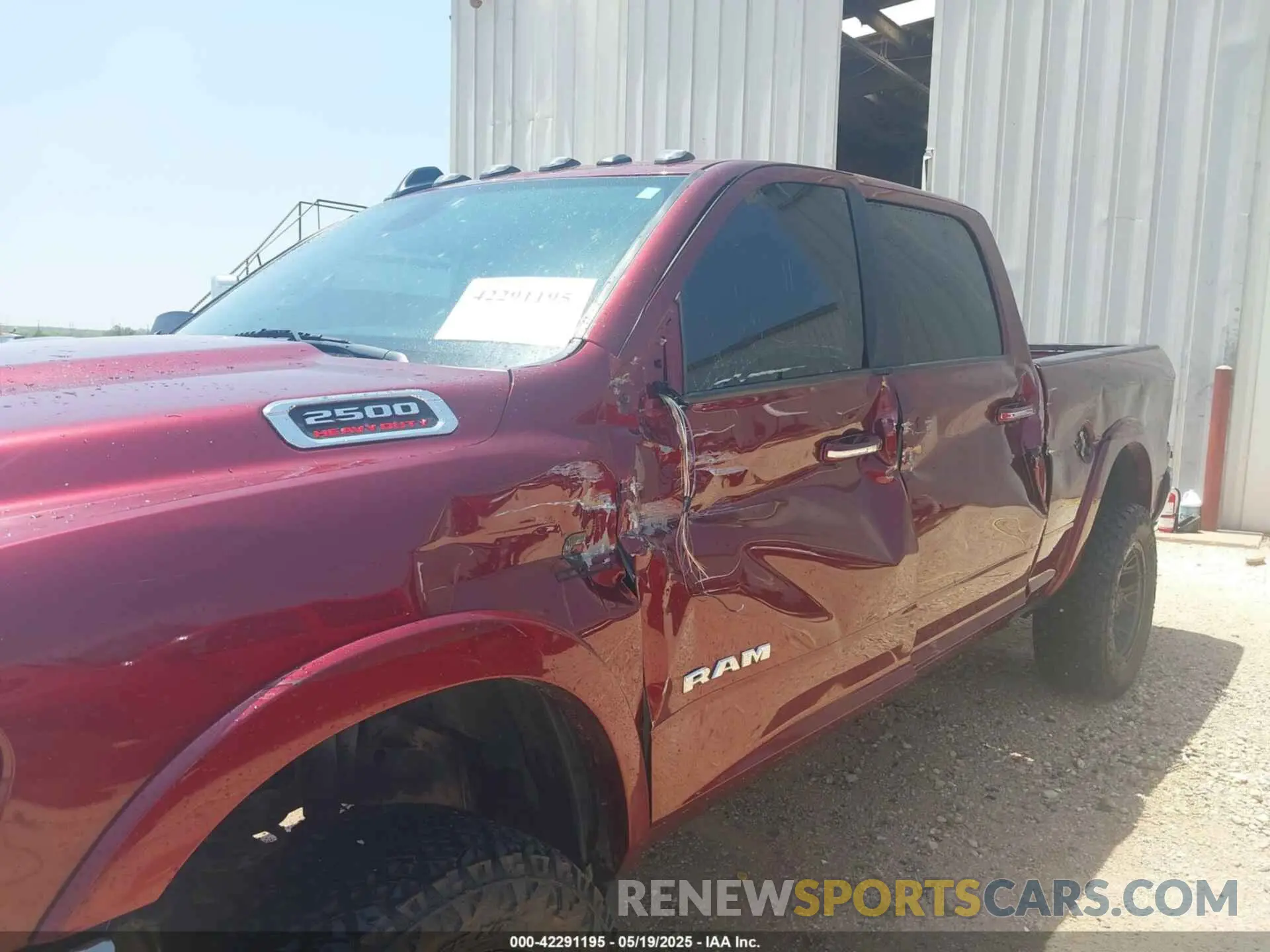 6 Photograph of a damaged car 3C6UR5FL7NG305818 RAM 2500 2022