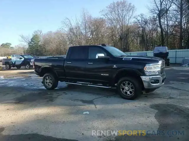13 Photograph of a damaged car 3C6UR5FL7NG386965 RAM 2500 2022