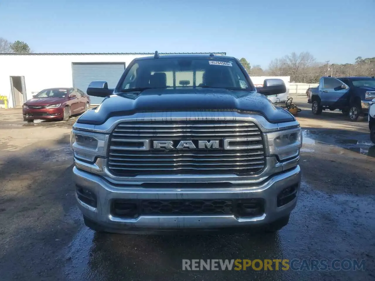 5 Photograph of a damaged car 3C6UR5FL7NG386965 RAM 2500 2022