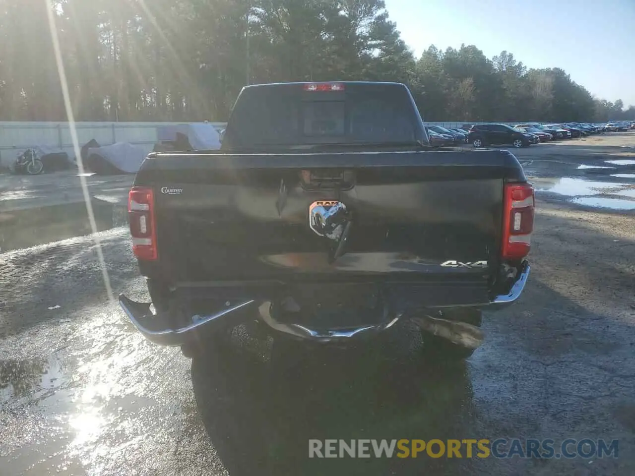 6 Photograph of a damaged car 3C6UR5FL7NG386965 RAM 2500 2022