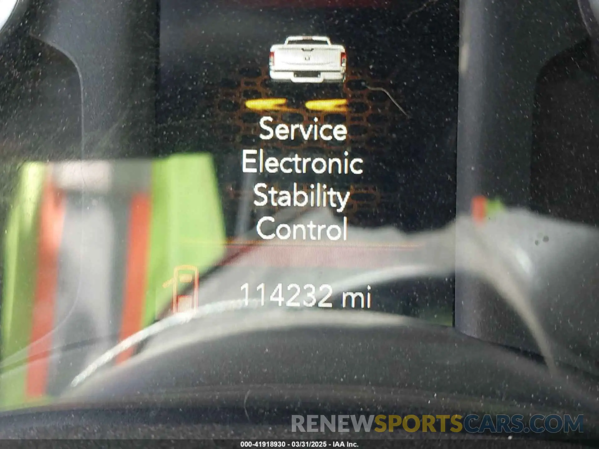 15 Photograph of a damaged car 3C6UR5HJ0NG125804 RAM 2500 2022