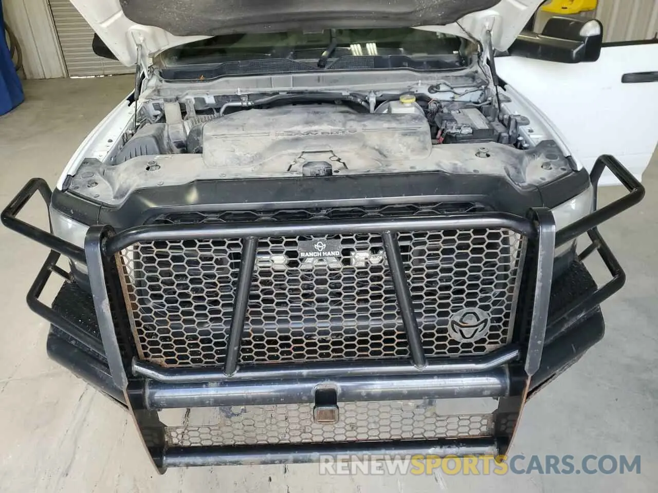 11 Photograph of a damaged car 3C6UR5HJ2NG251551 RAM 2500 2022