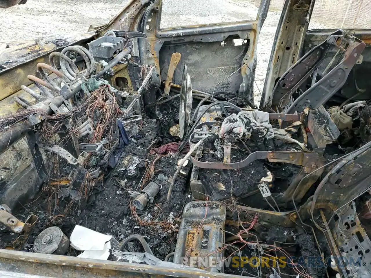 7 Photograph of a damaged car 3C6UR5HJ2NG371740 RAM 2500 2022